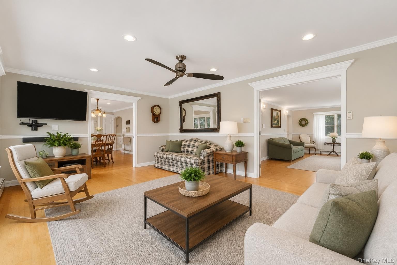 230 W Islip Road thumbnail 15