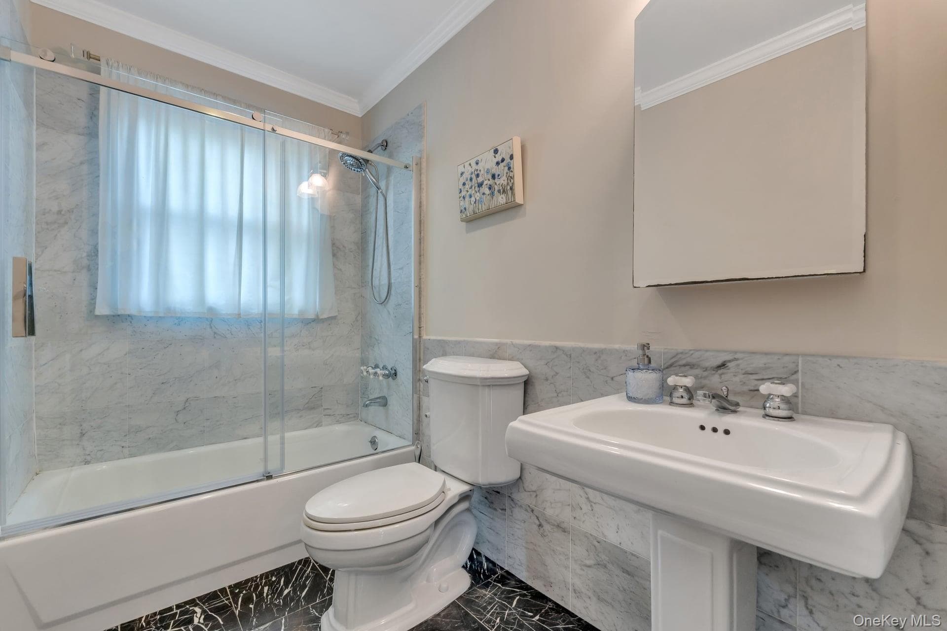 230 W Islip Road thumbnail 19