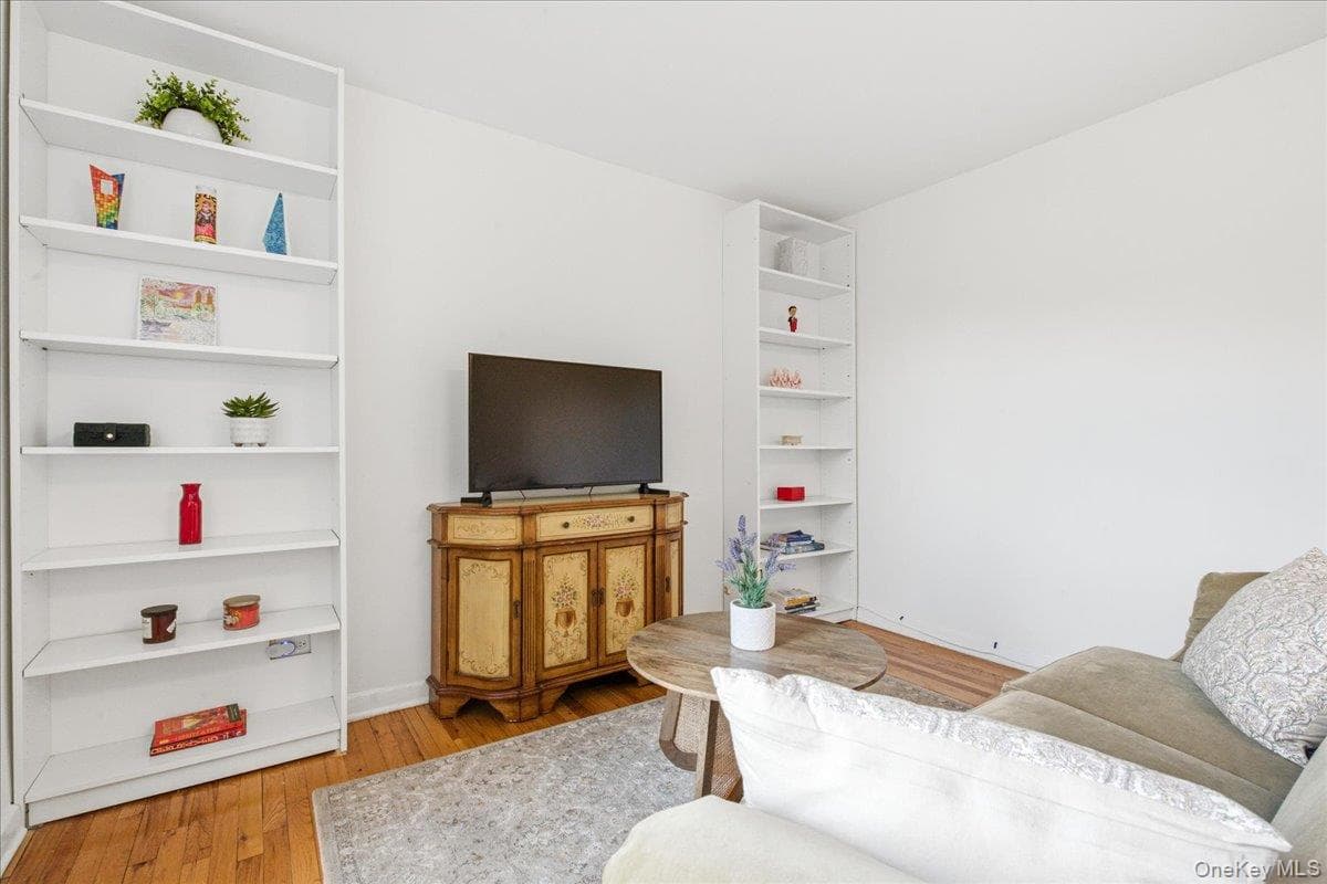 84-50 169th Street Unit: 315 thumbnail 11