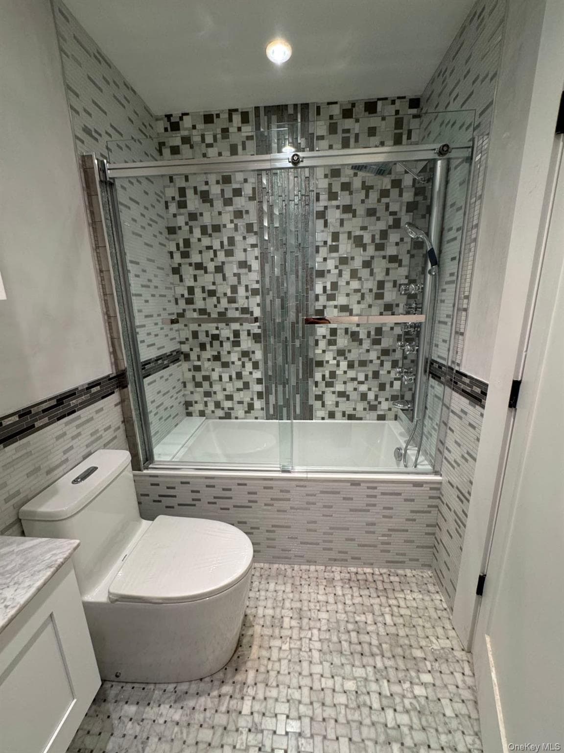 595 W End Avenue Unit: 3D thumbnail 7