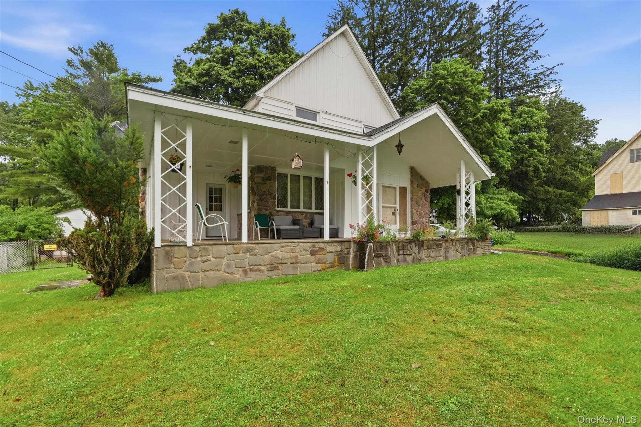 5 Kaempfer Lane thumbnail 3