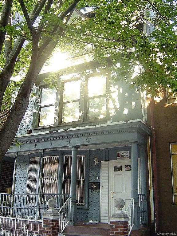 15 Irving Place Pl, Brooklyn