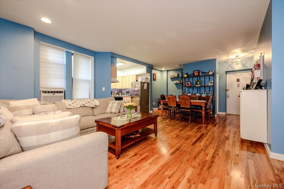 25 W Broadway Unit: 417 thumbnail 7
