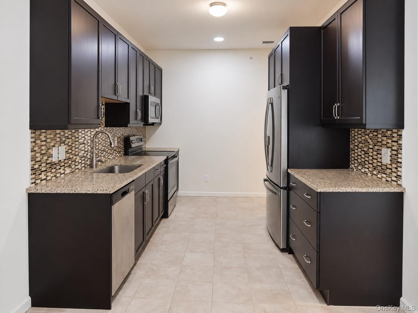41 Greentree Court thumbnail 4