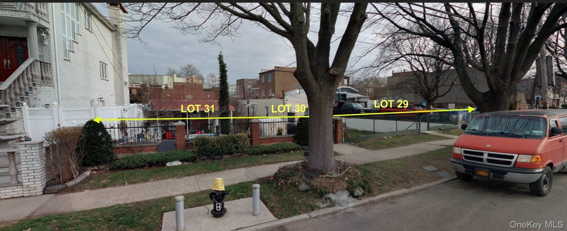 70-11 Ditmars Boulevard thumbnail 18