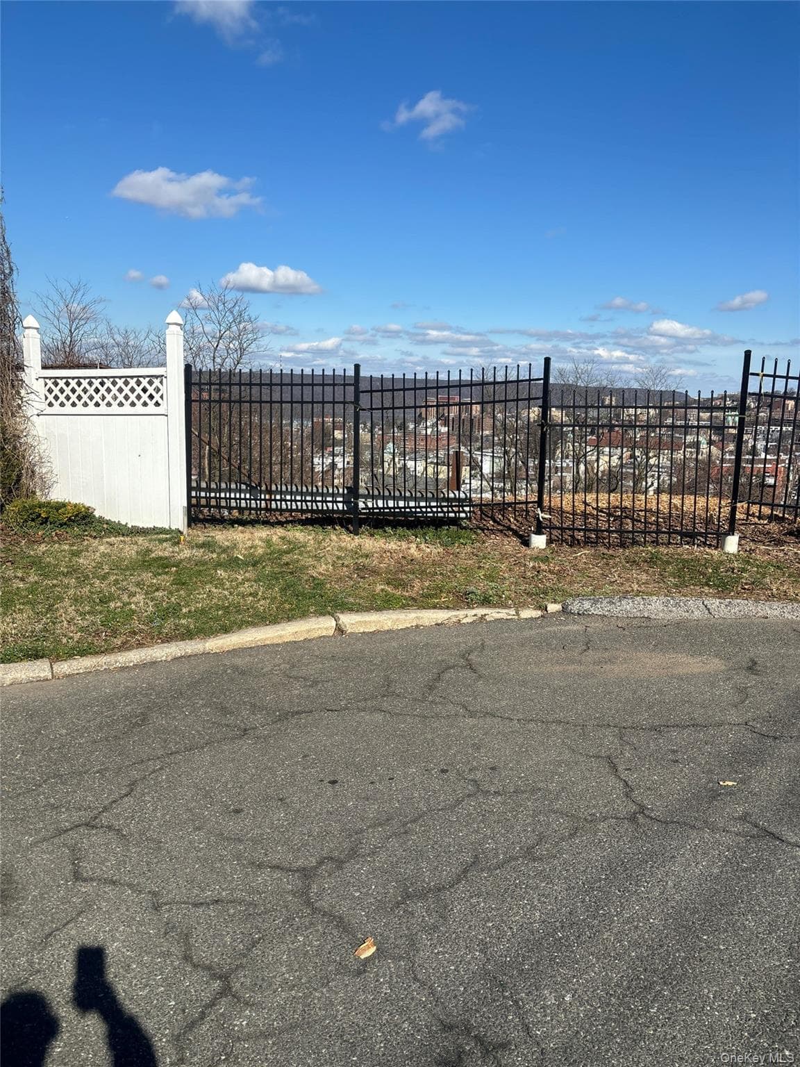 223 Glenbrook Avenue thumbnail 2