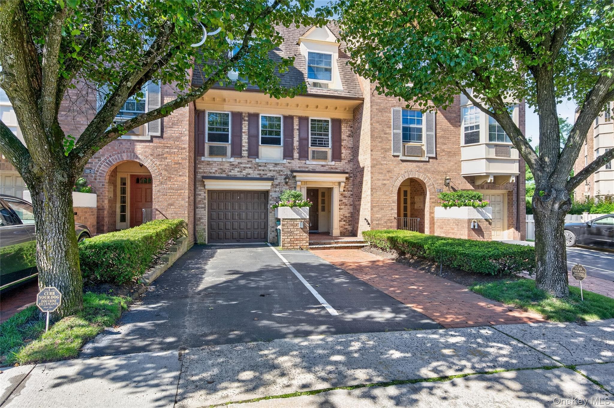 20550 Brian Crescent Unit: 1076 thumbnail 4