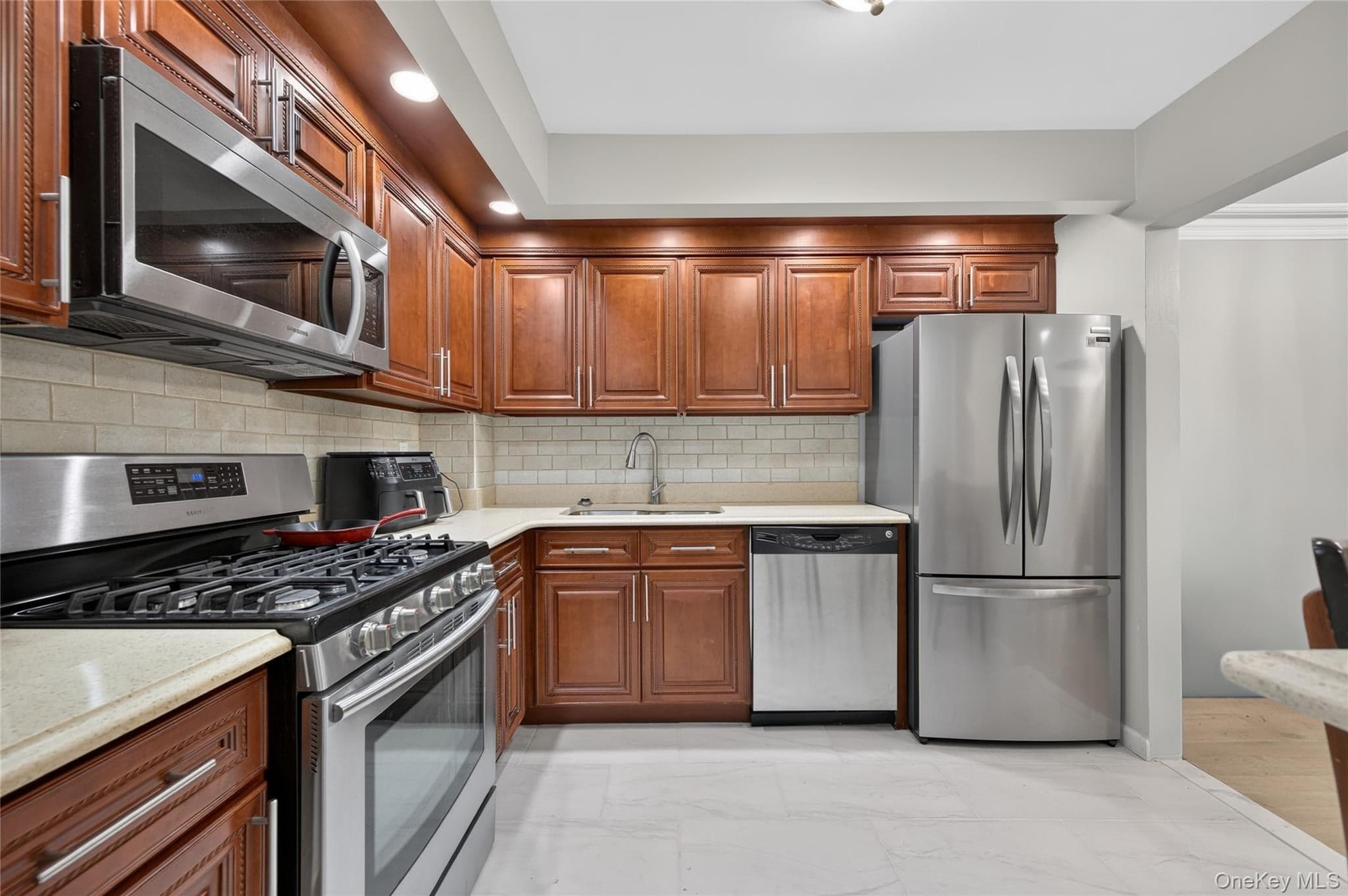 20550 Brian Crescent Unit: 1076 thumbnail 12