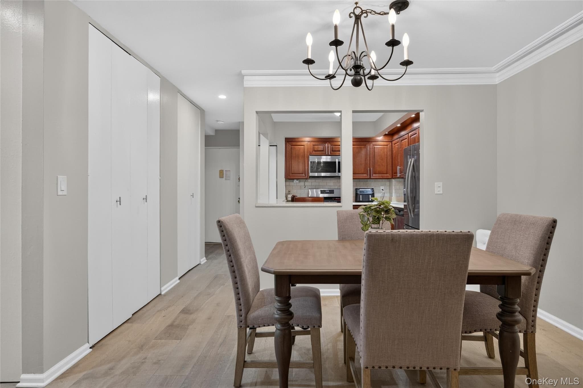 20550 Brian Crescent Unit: 1076 thumbnail 10