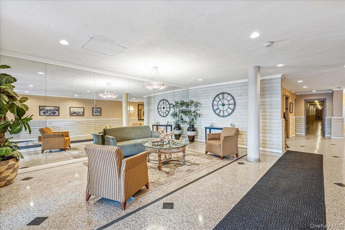 600 Shore Road Unit: 5B thumbnail 4