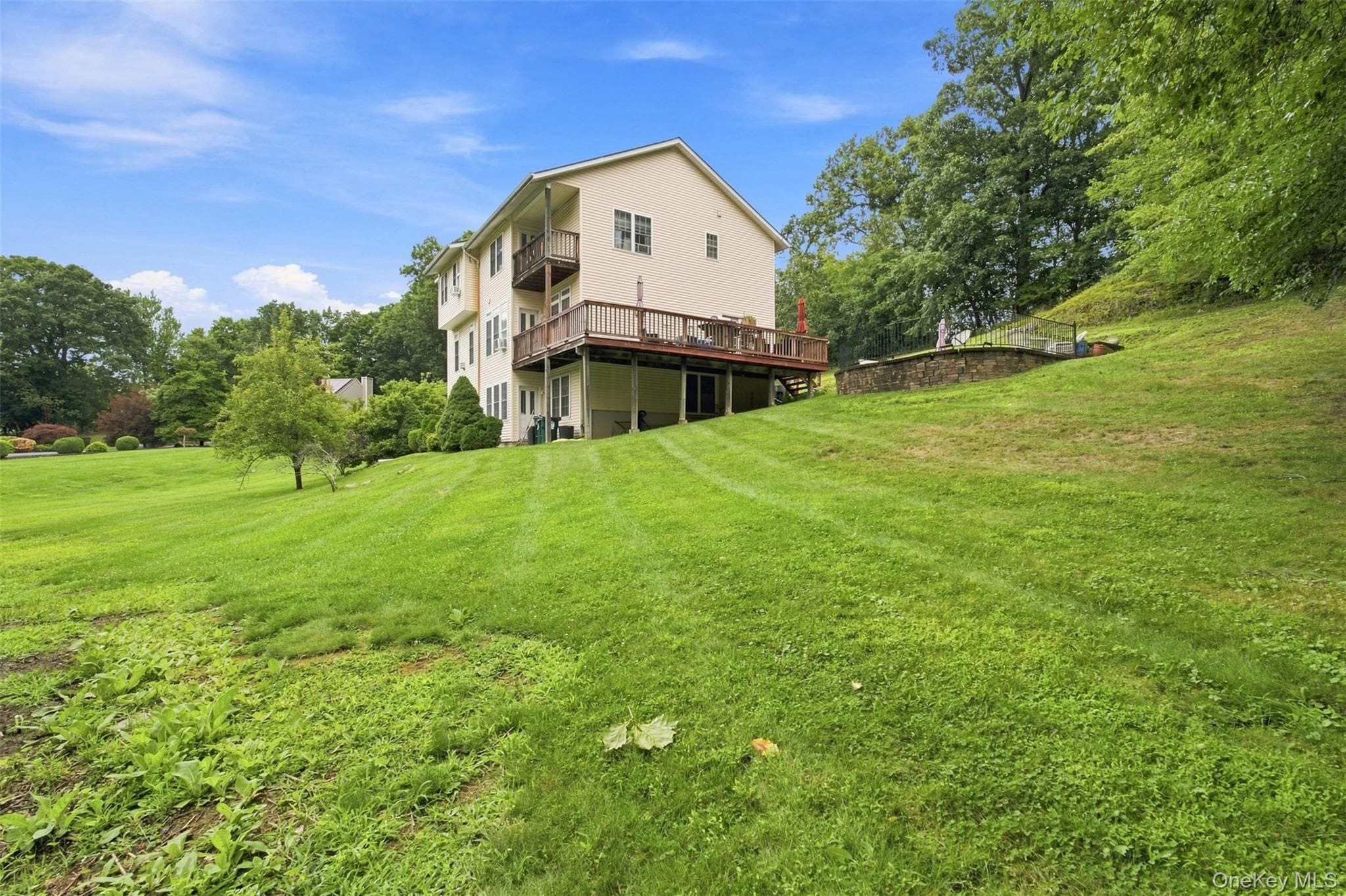 12 Greenwood Drive thumbnail 43