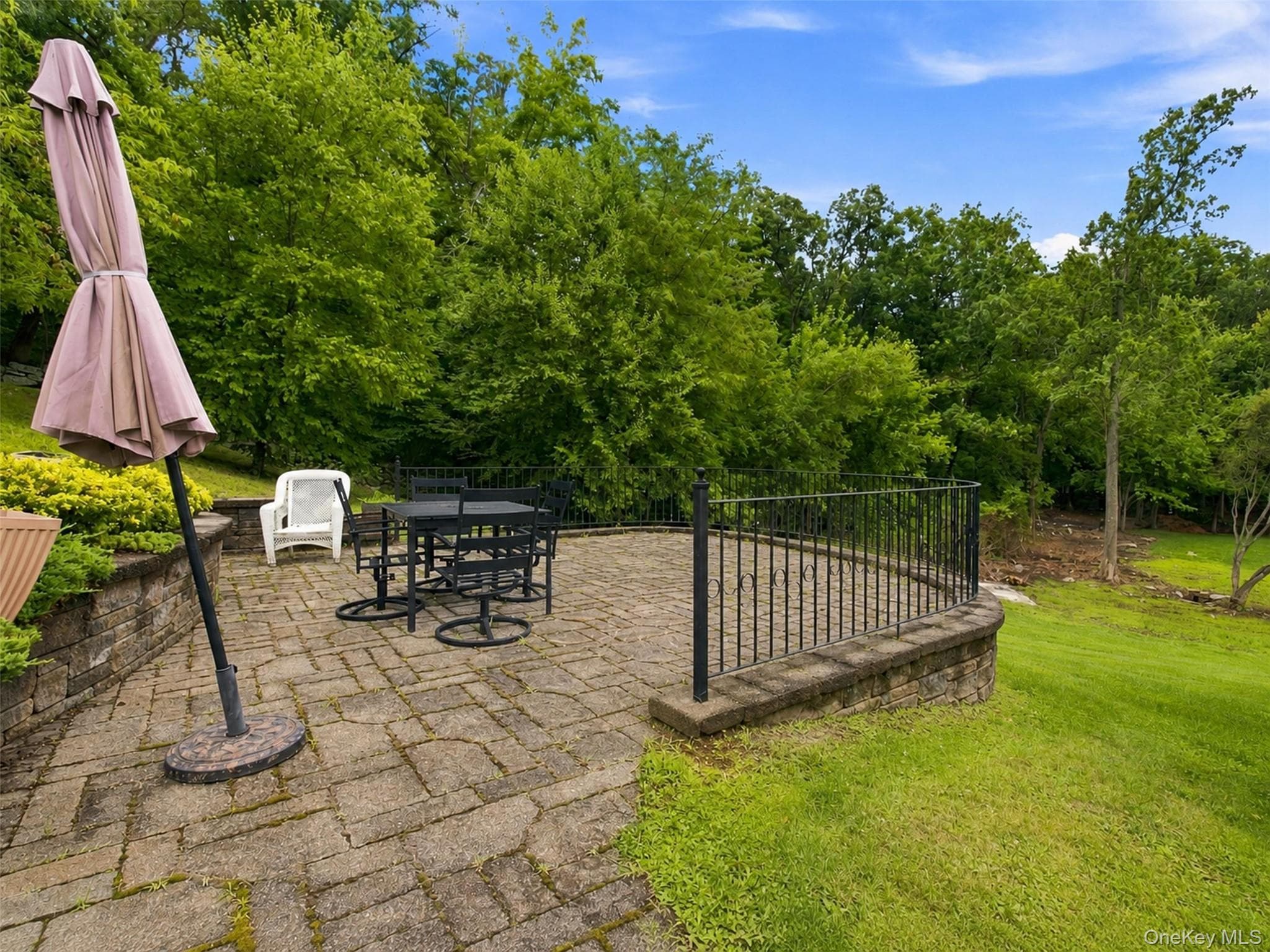 12 Greenwood Drive thumbnail 41