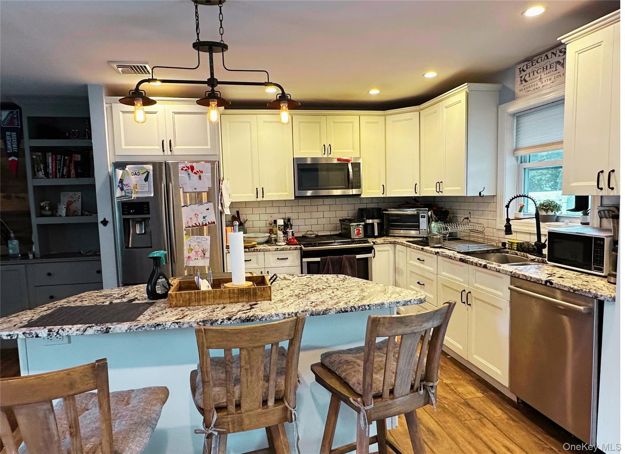 44 Floradora Drive thumbnail 8