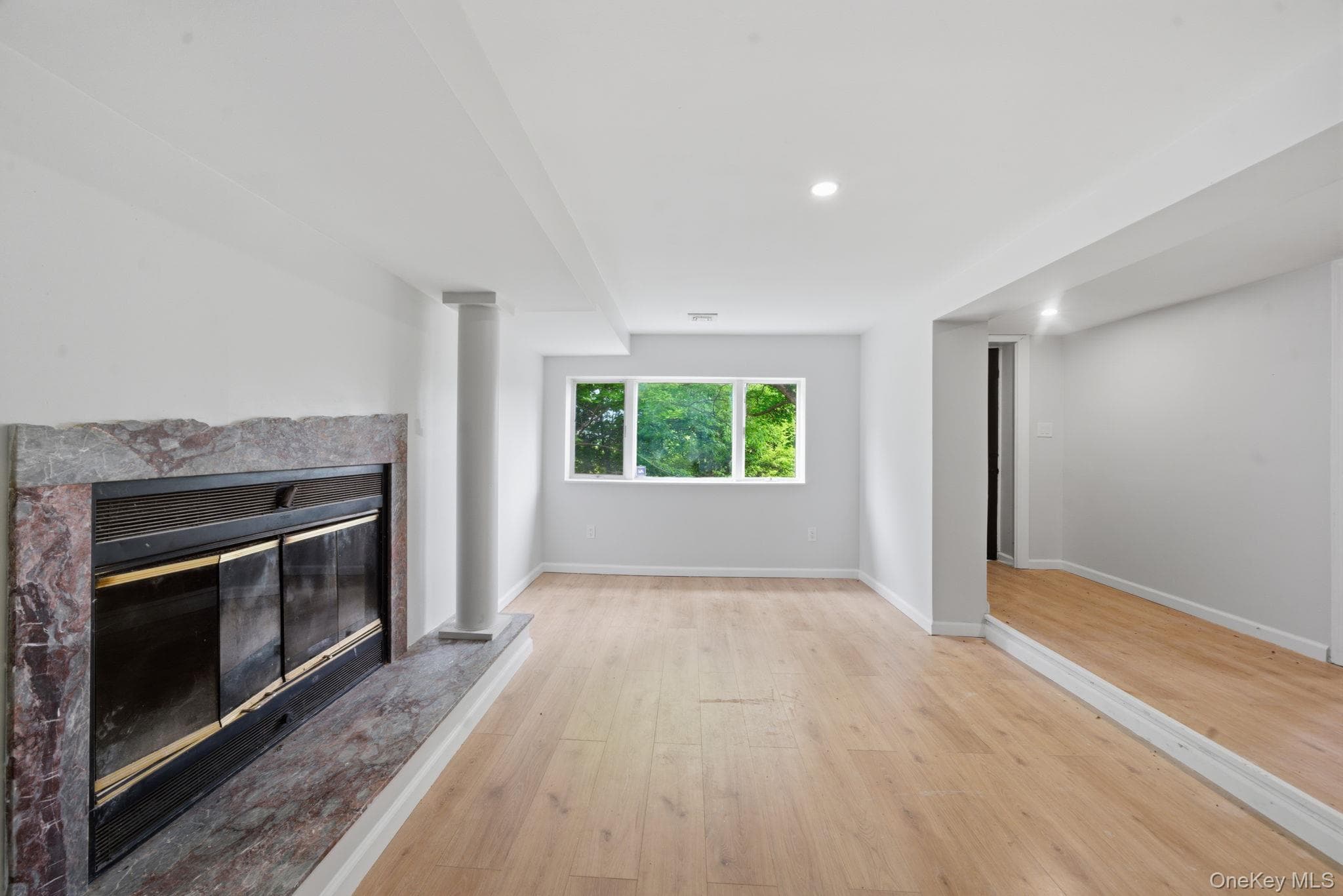 335 Lewis Avenue thumbnail 15