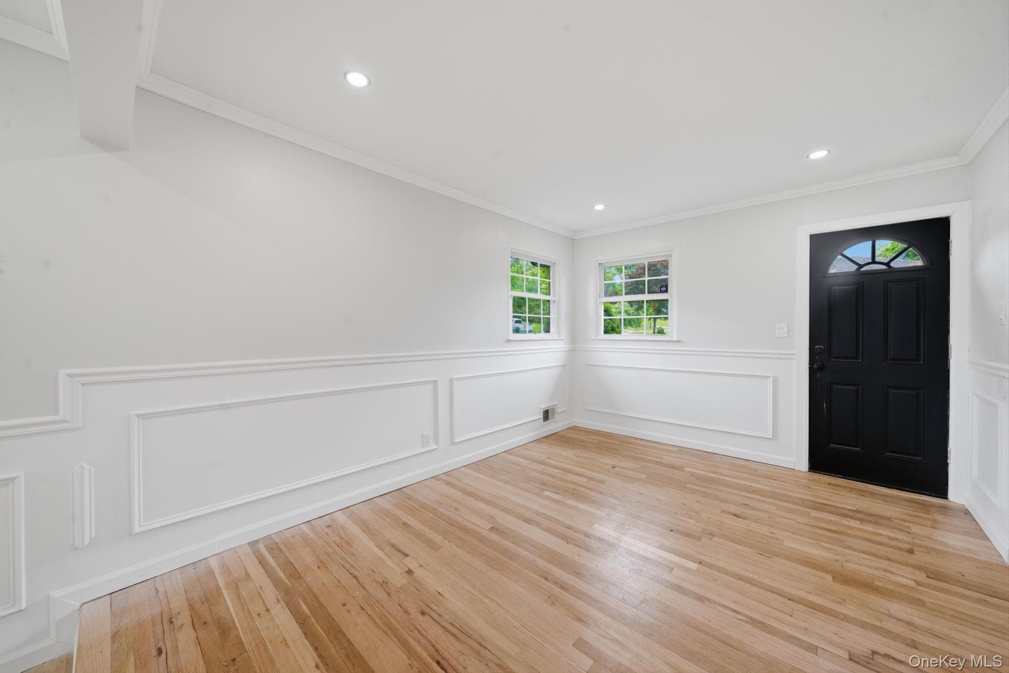 335 Lewis Avenue thumbnail 7