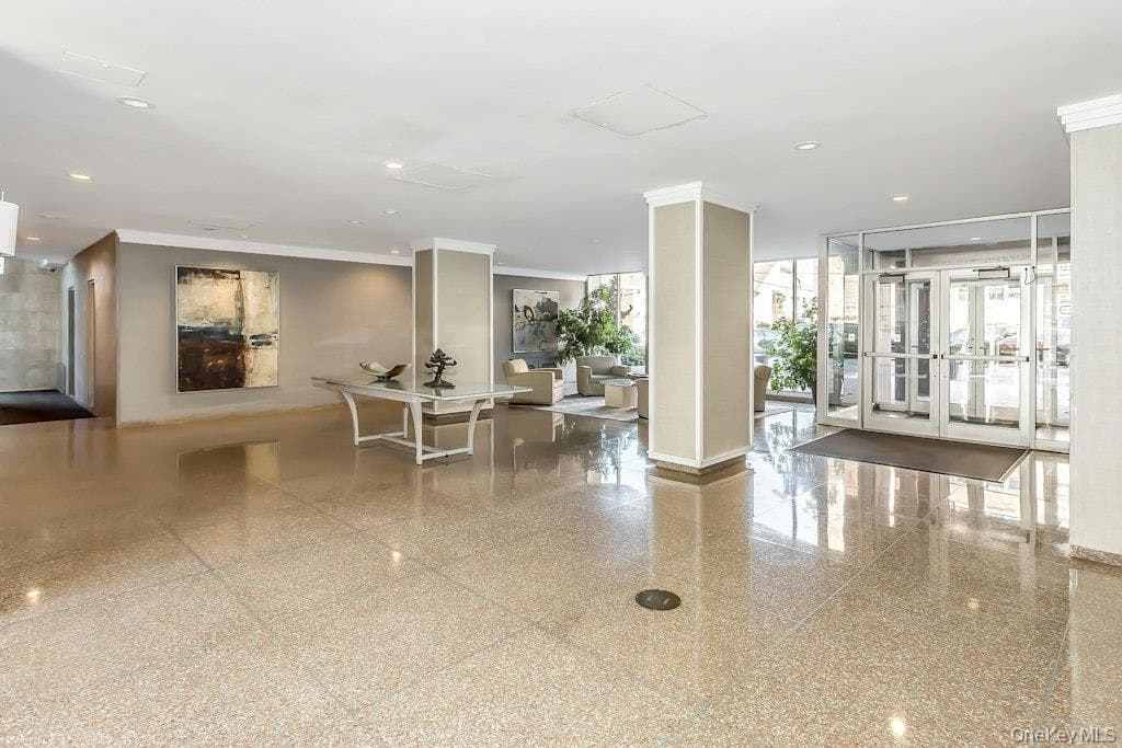 25 Neptune Boulevard Unit: 2nd Floor Apt. E thumbnail 27