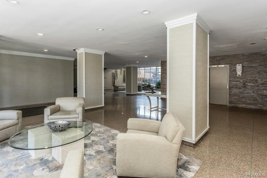 25 Neptune Boulevard Unit: 2nd Floor Apt. E thumbnail 25