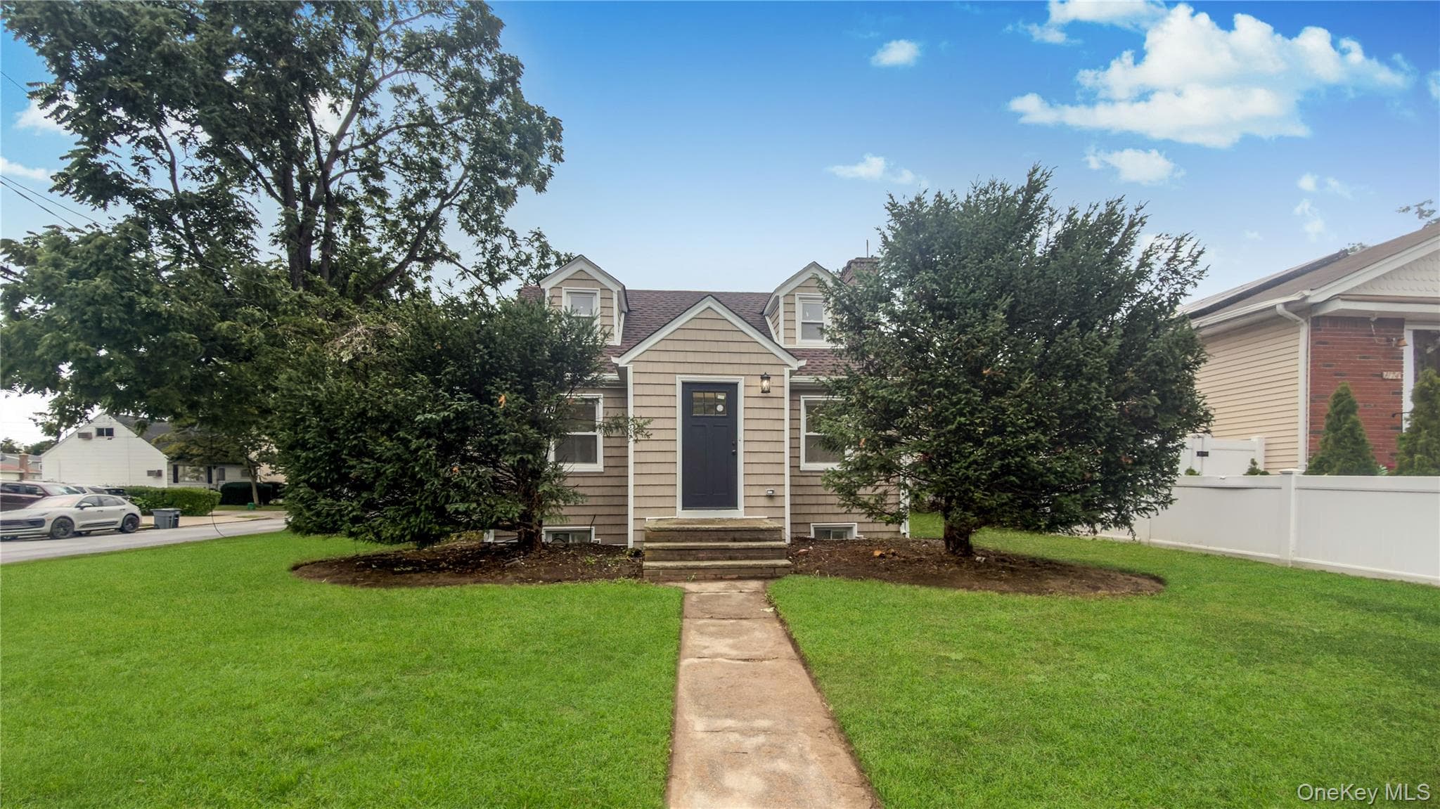 1180 Woodfield Road thumbnail 7