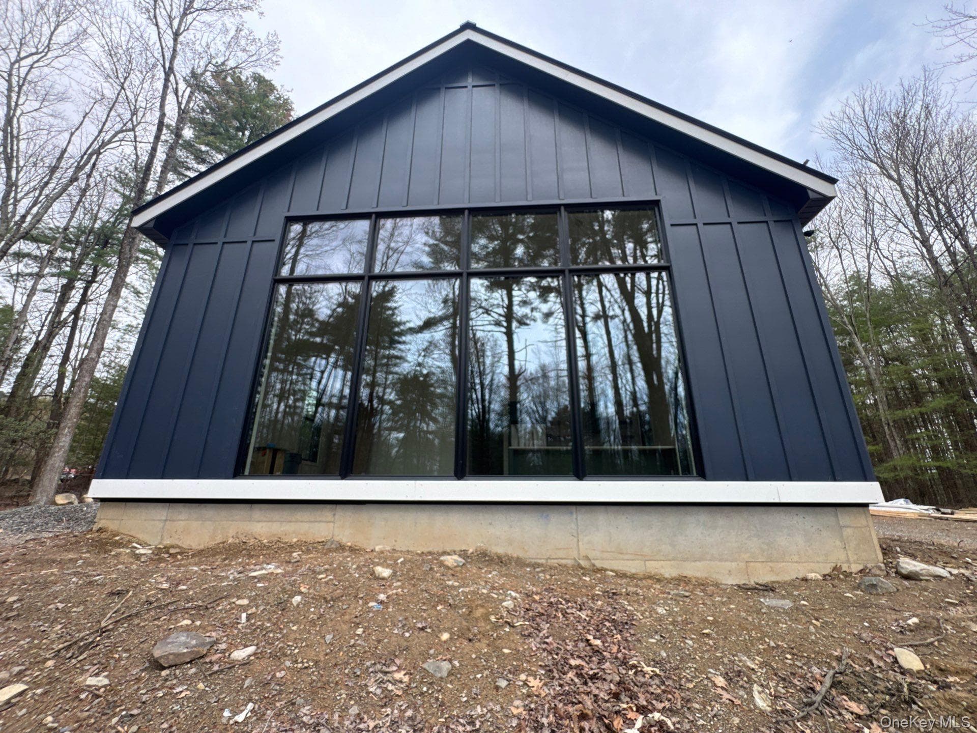 720 Upper Cherrytown Road thumbnail 3