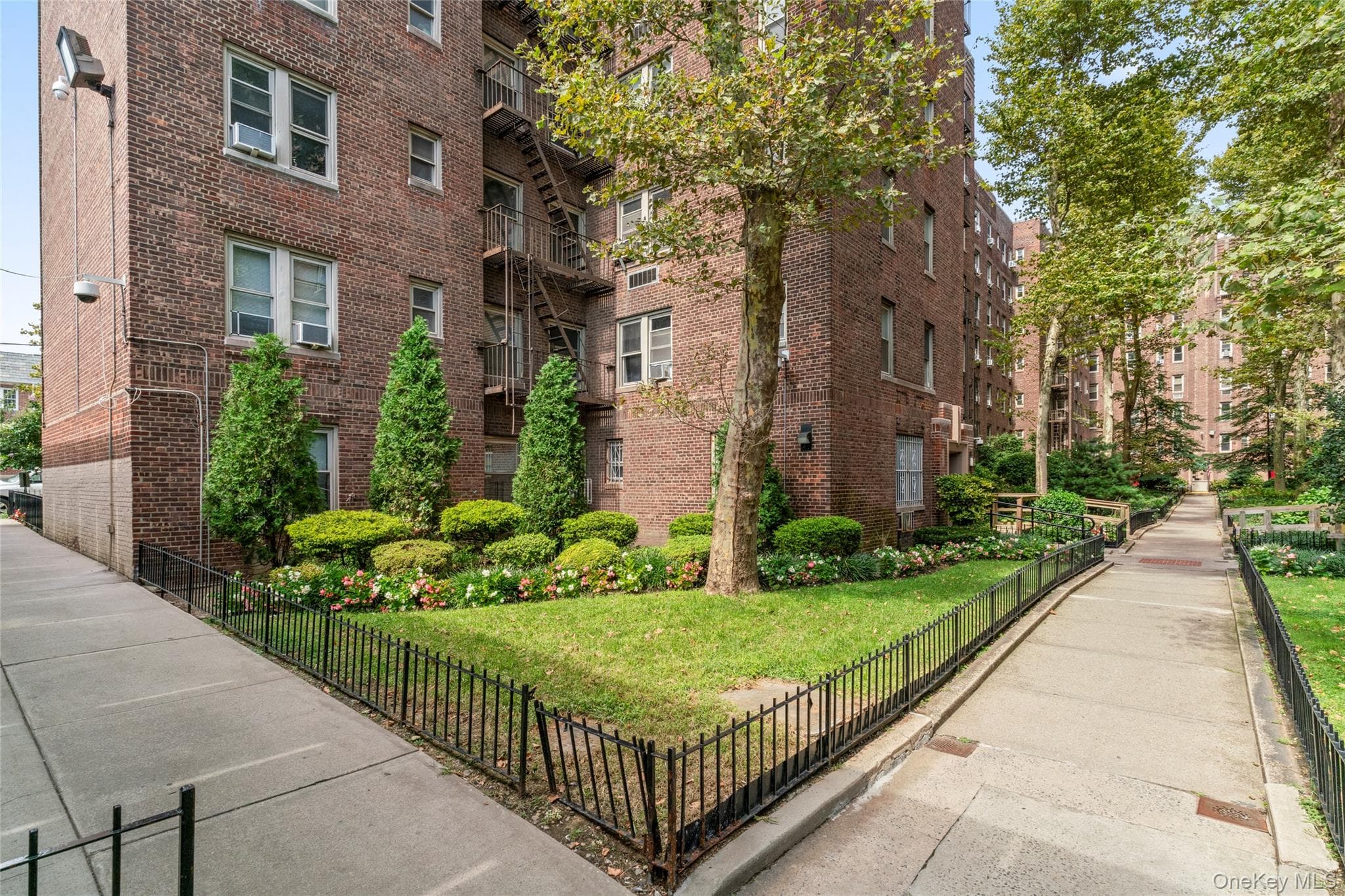 48-23 42nd Street Unit: 5F thumbnail 22