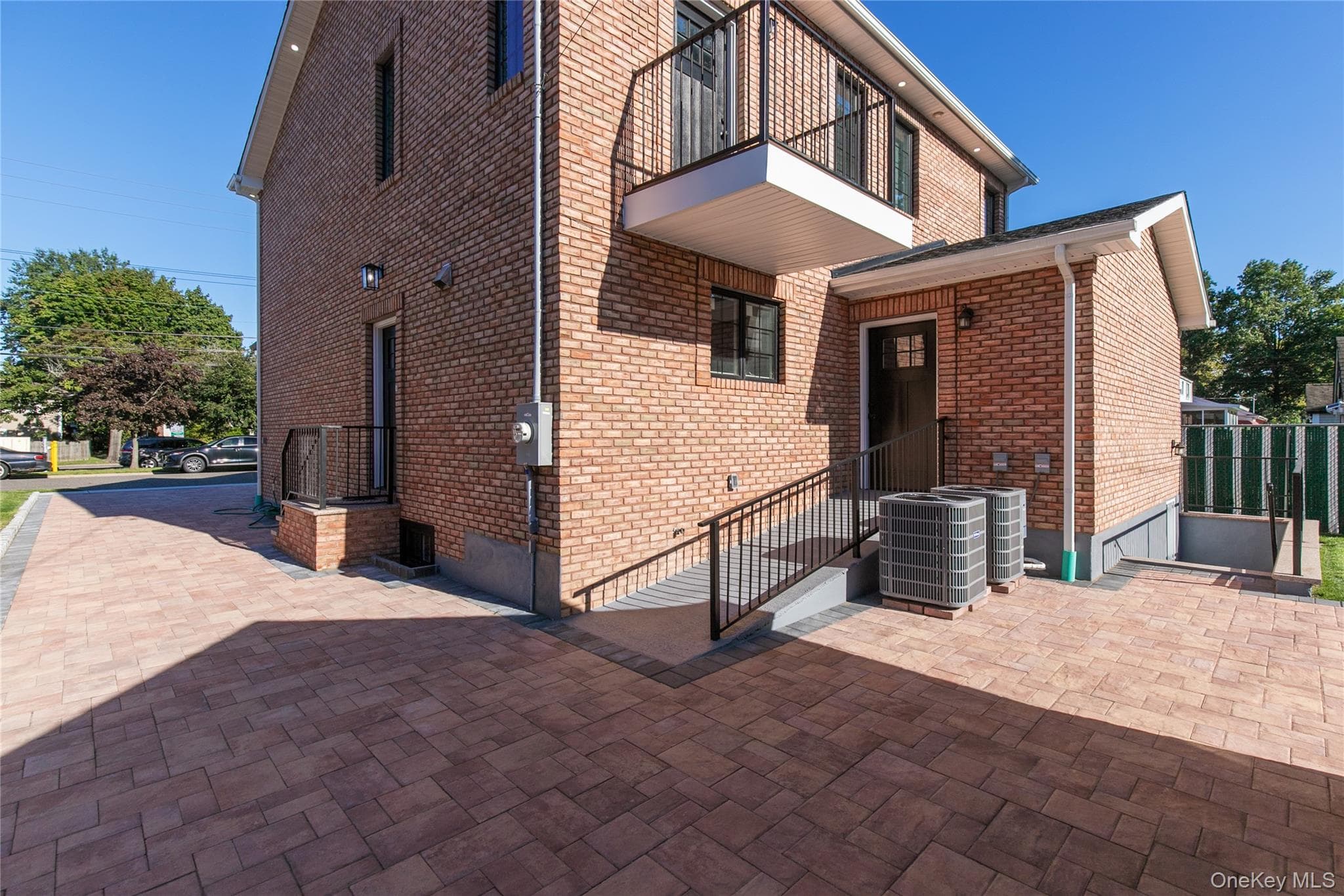 1519 New Hyde Park Drive thumbnail 34