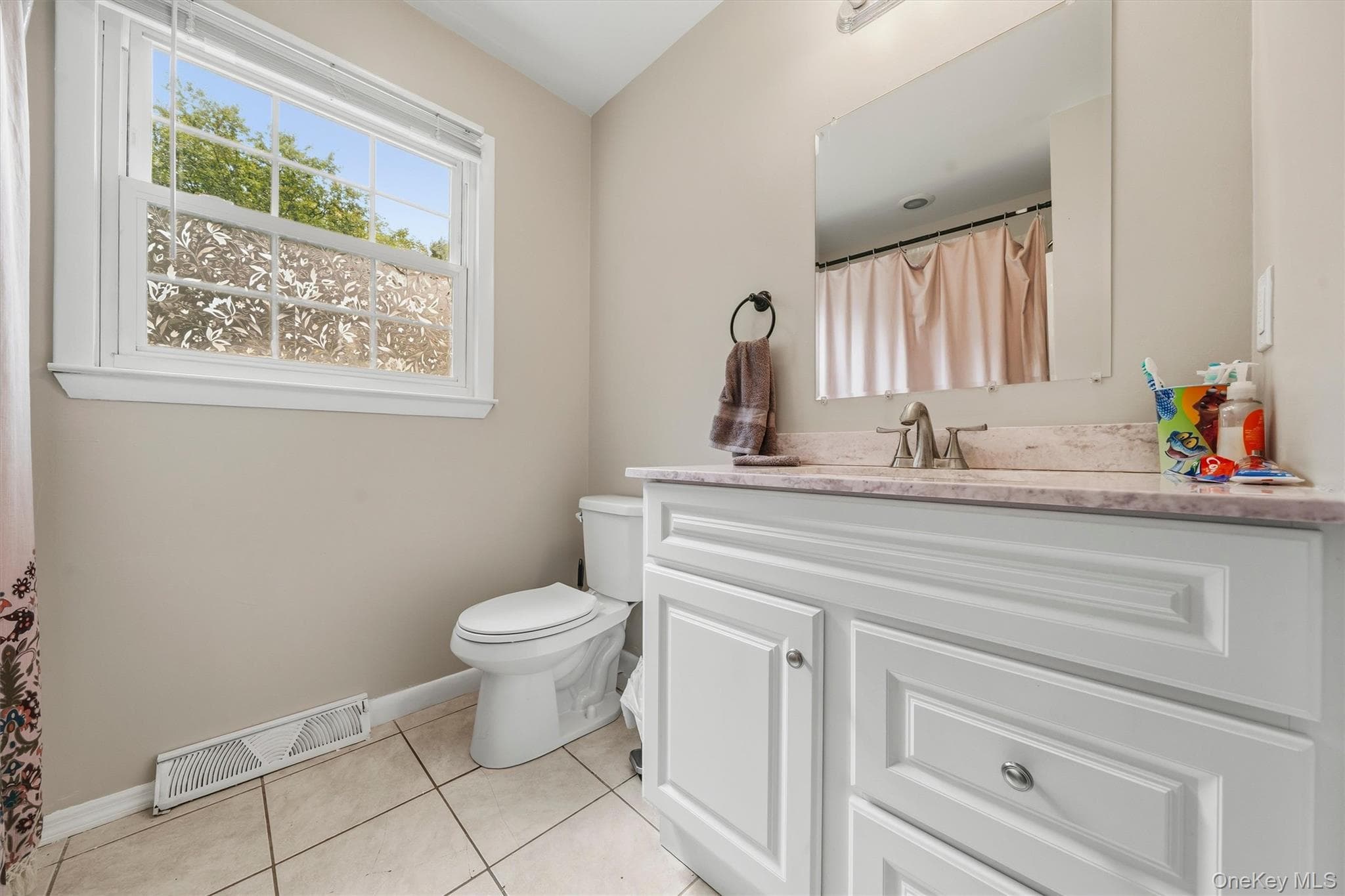 115 E Main Street thumbnail 21