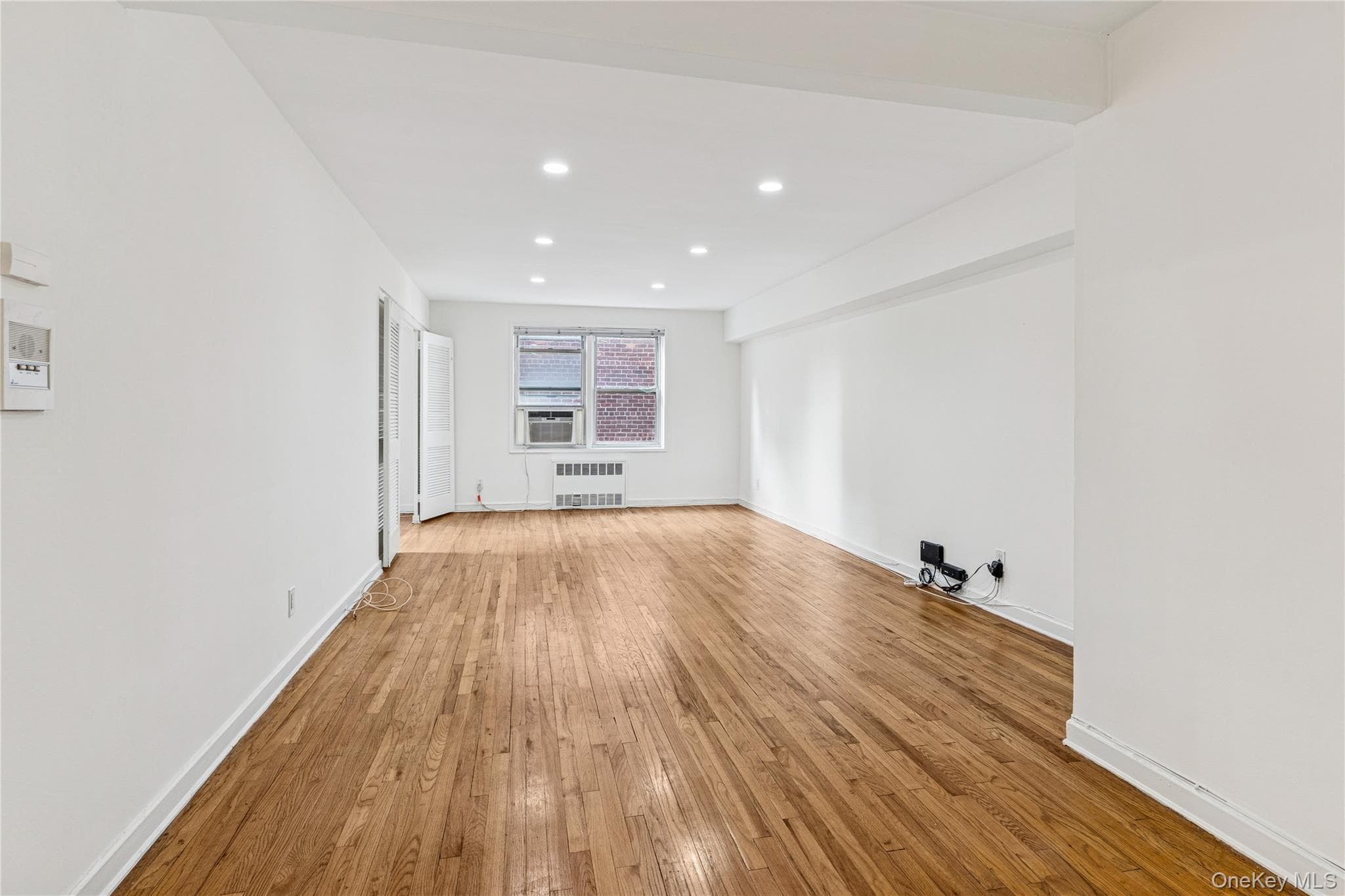 72-10 112th Street Unit: 5B thumbnail 3