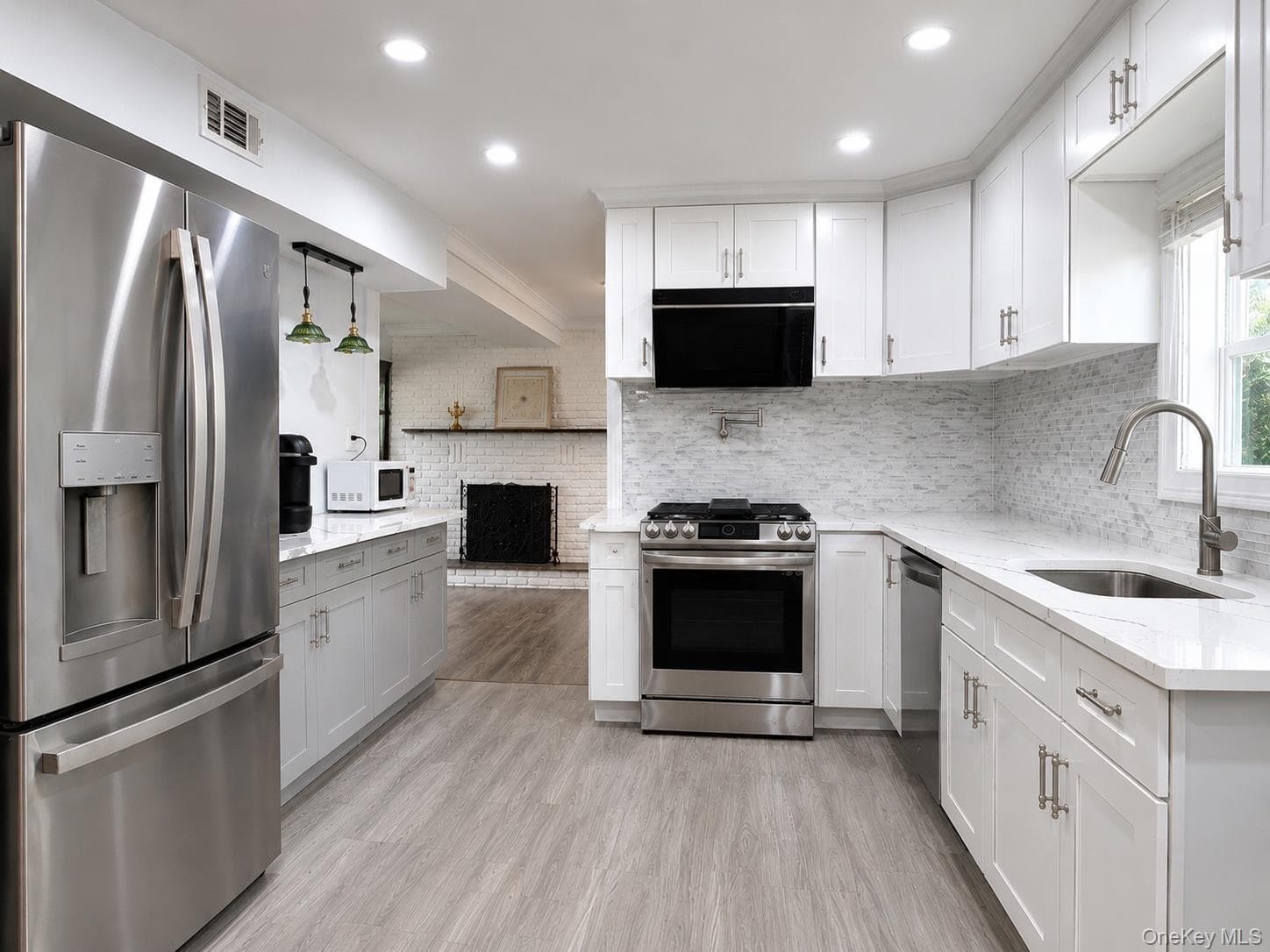 25 Charter Avenue thumbnail 5
