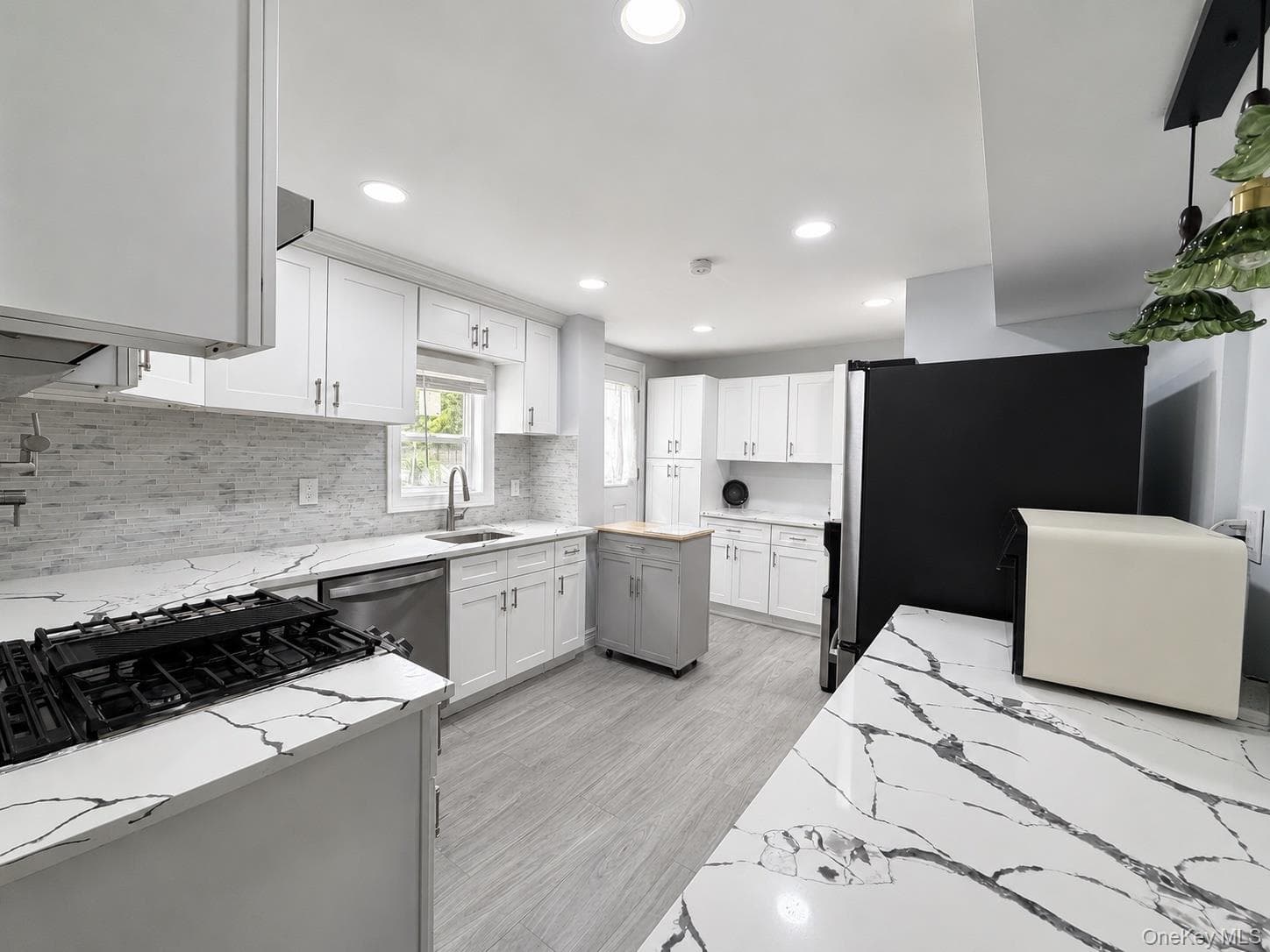 25 Charter Avenue thumbnail 21