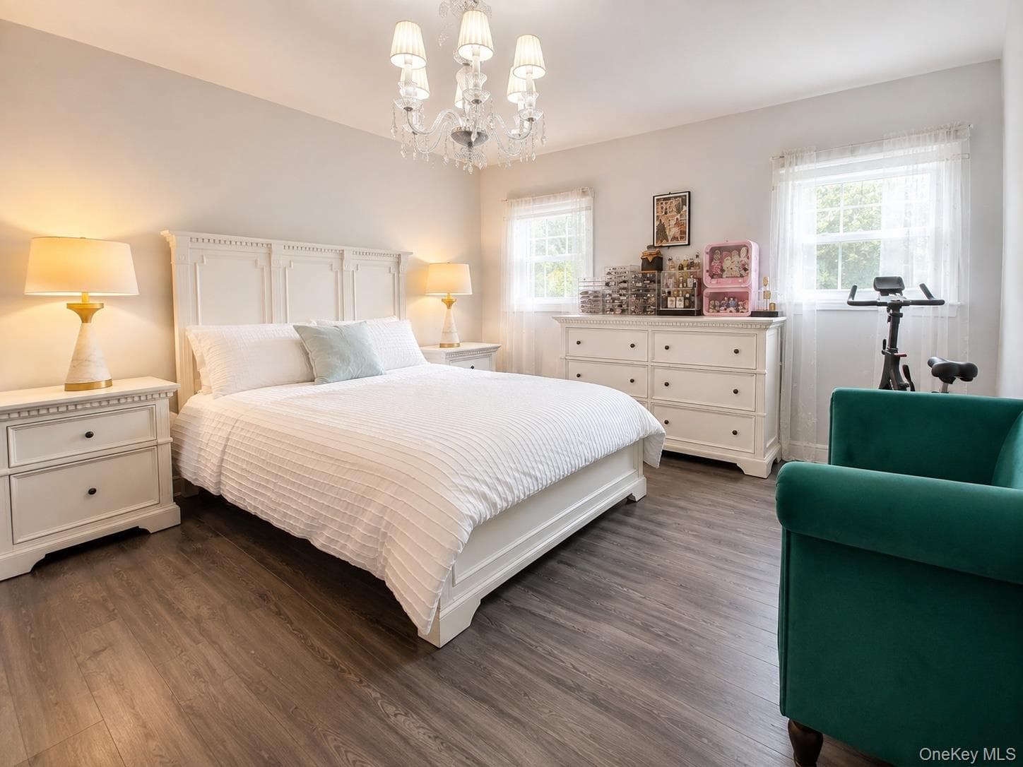 25 Charter Avenue thumbnail 9