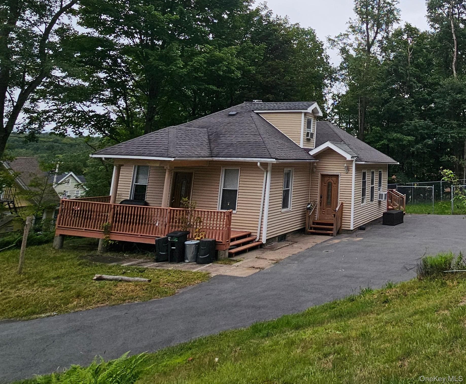 286 S Main Street, Liberty