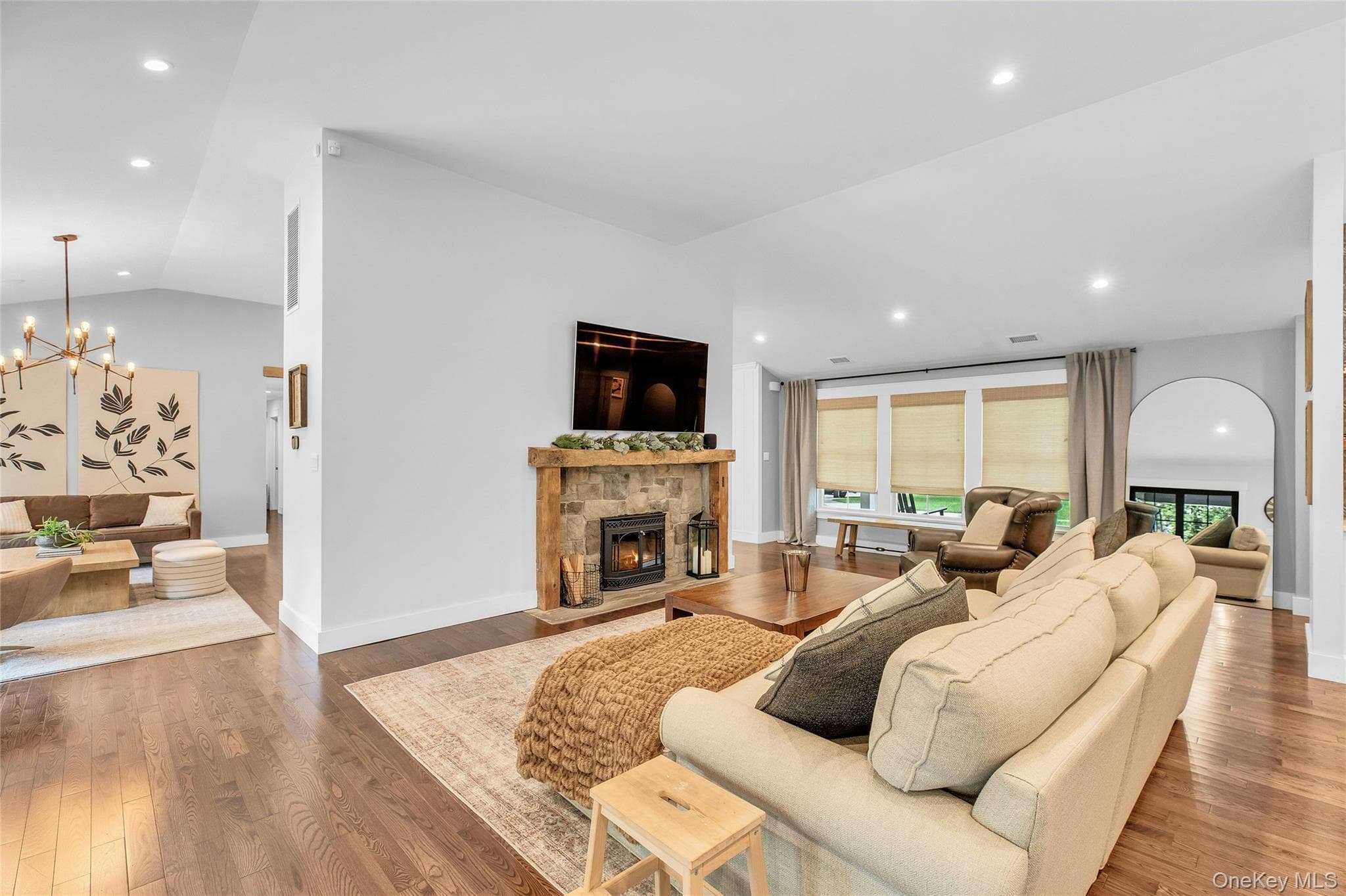 7 Ridge Drive thumbnail 8