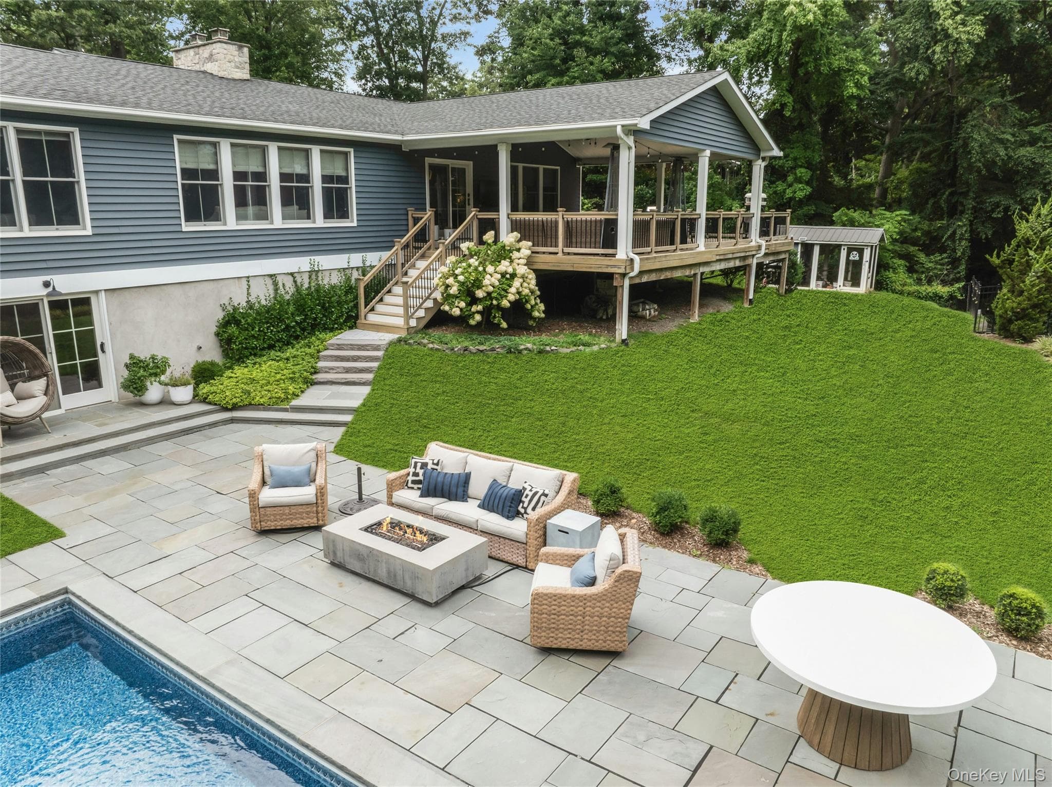 7 Ridge Drive thumbnail 32