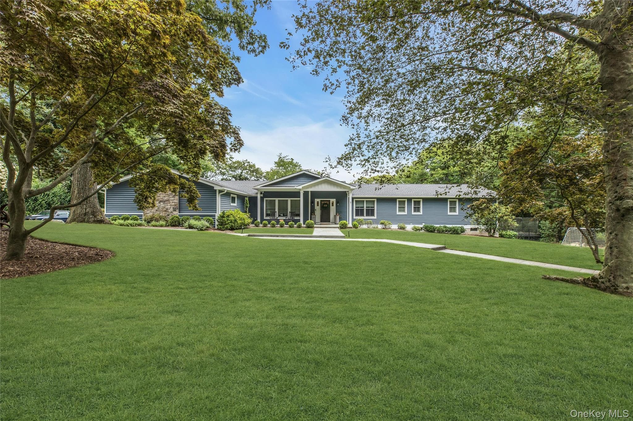 7 Ridge Drive photo 1