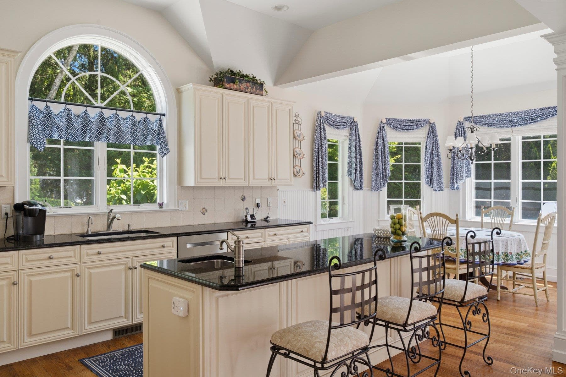 19 Cedarfield Lane thumbnail 16