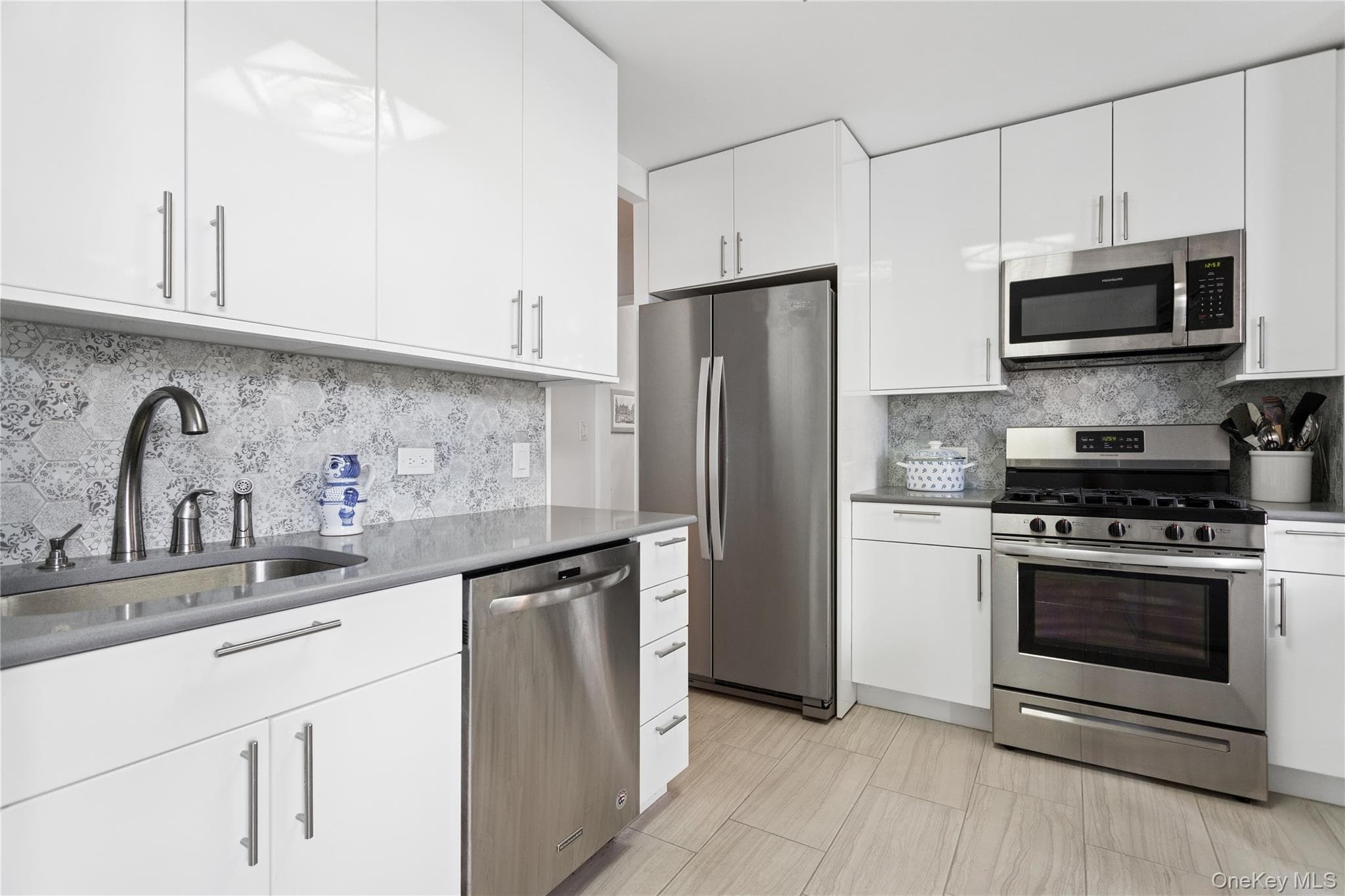 3333 Henry Hudson Parkway Unit: 2A thumbnail 7
