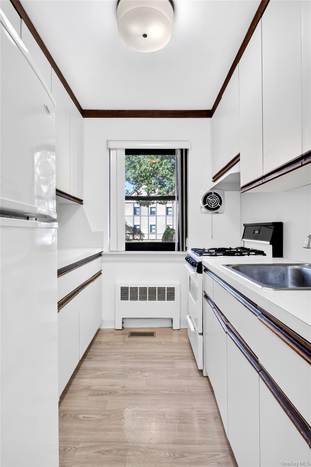 115 15th Street Unit: C1 thumbnail 10