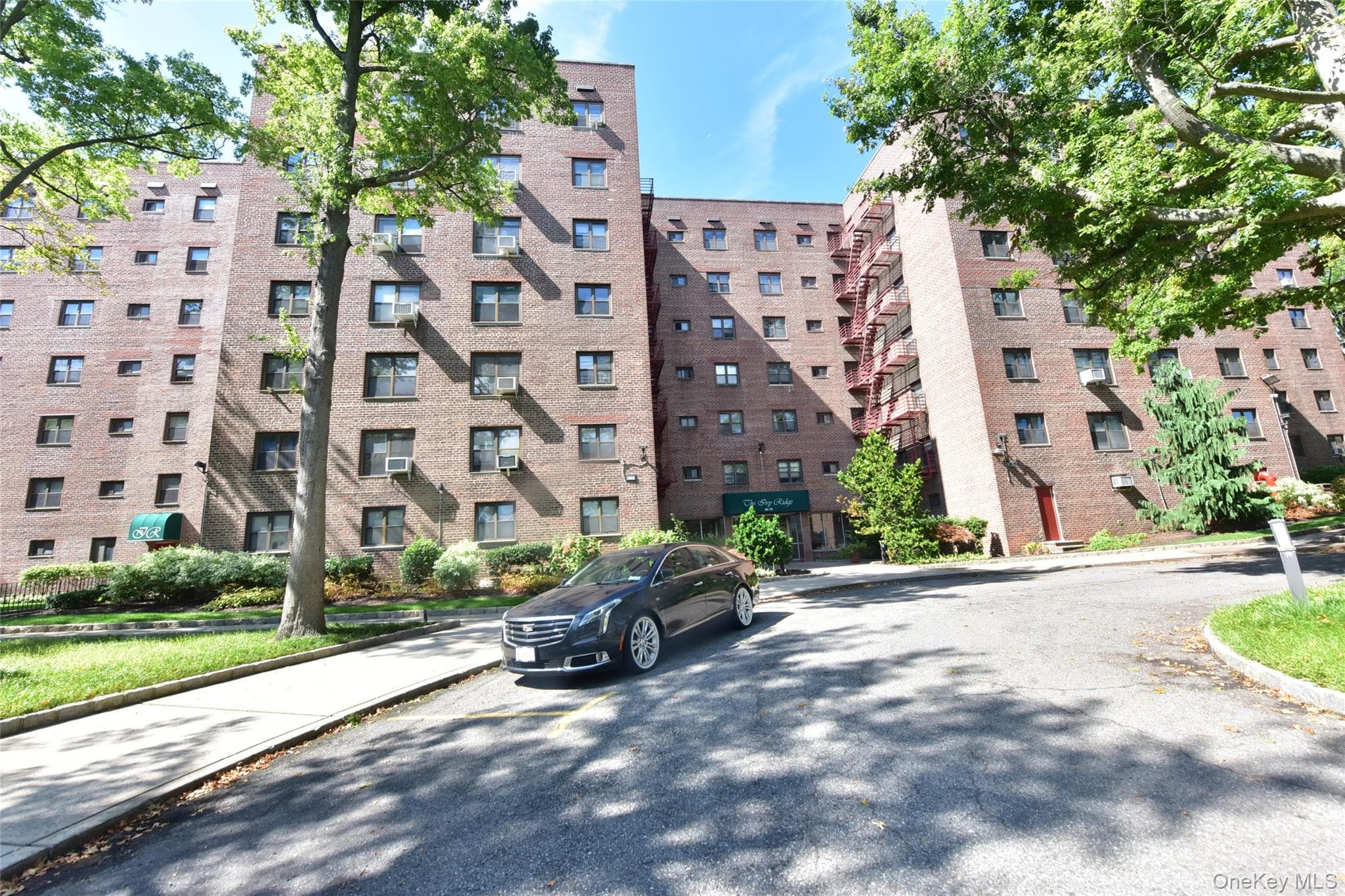86-70 Francis Lewis Boulevard Unit: B51 thumbnail 2