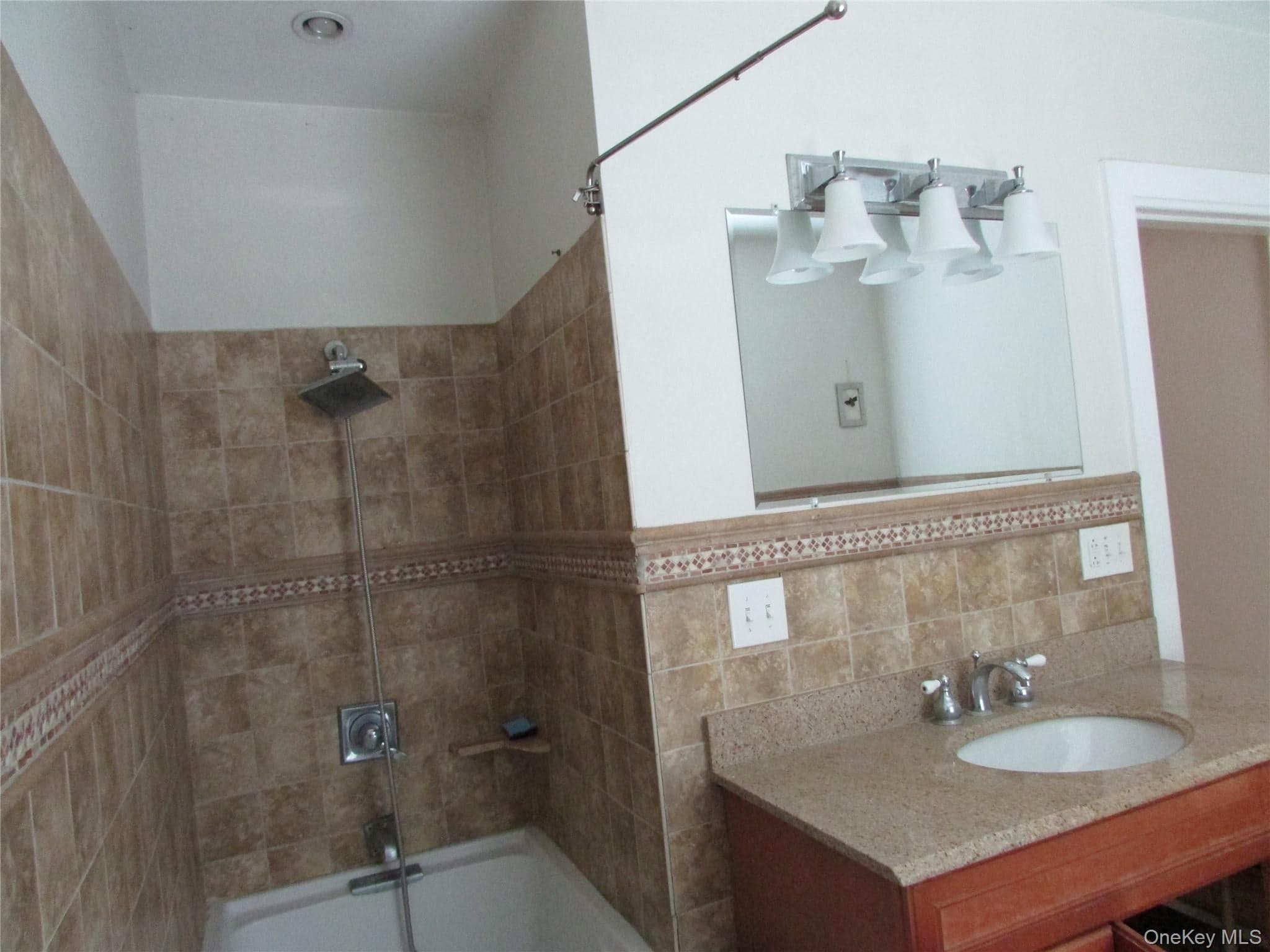 117 Ketcham Avenue thumbnail 28