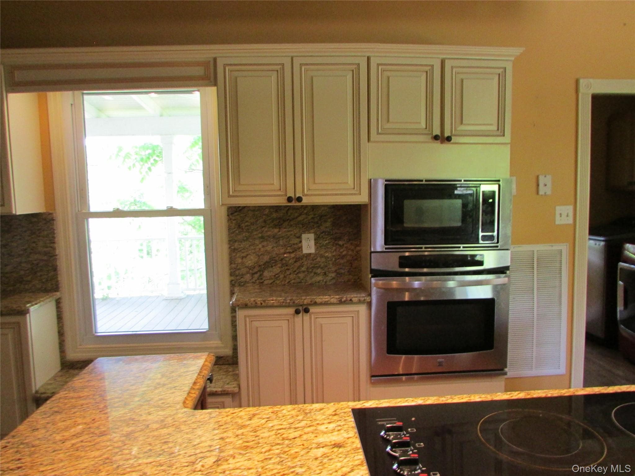 117 Ketcham Avenue thumbnail 10