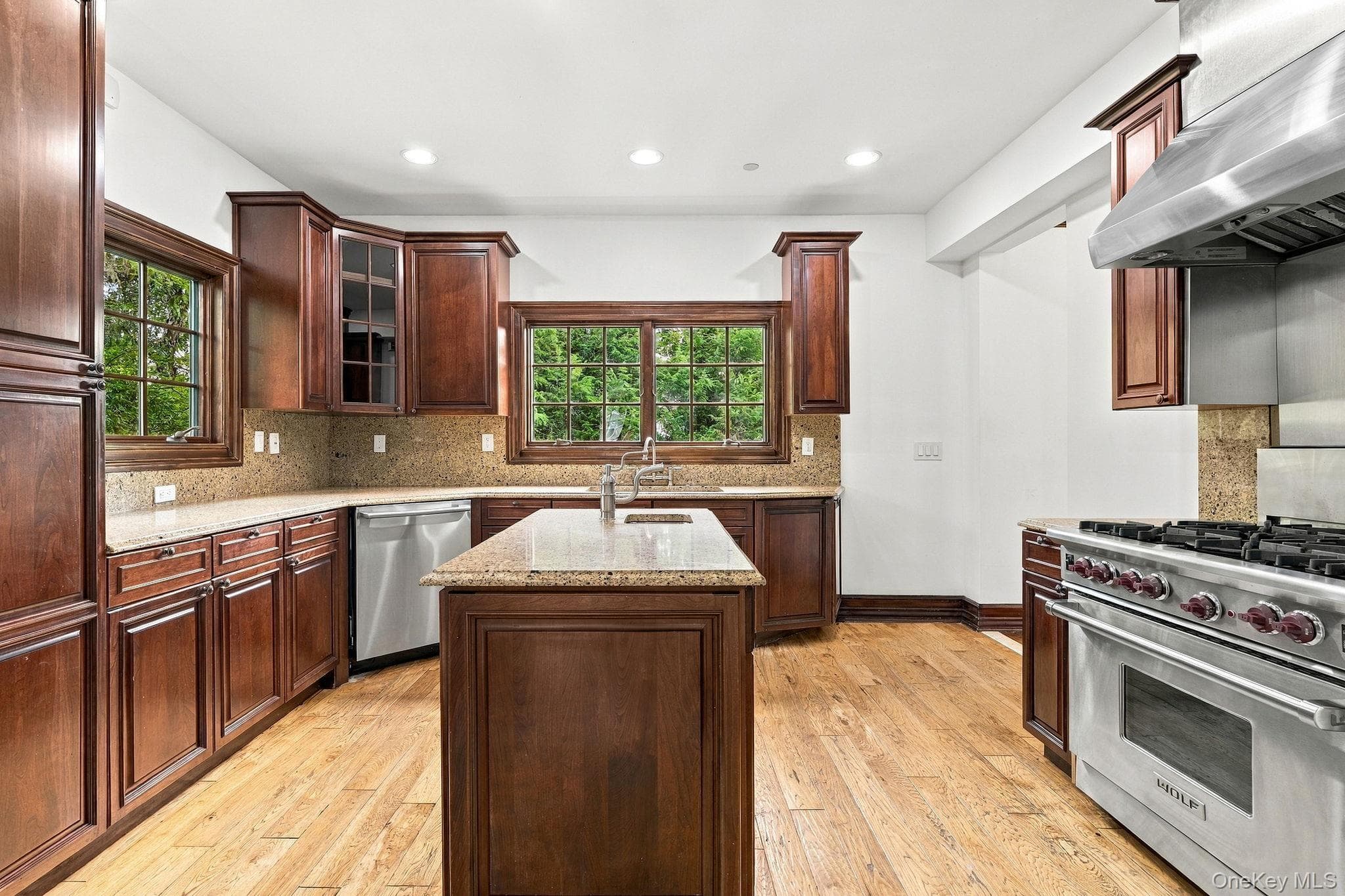 265 Old Mamaroneck Road thumbnail 14
