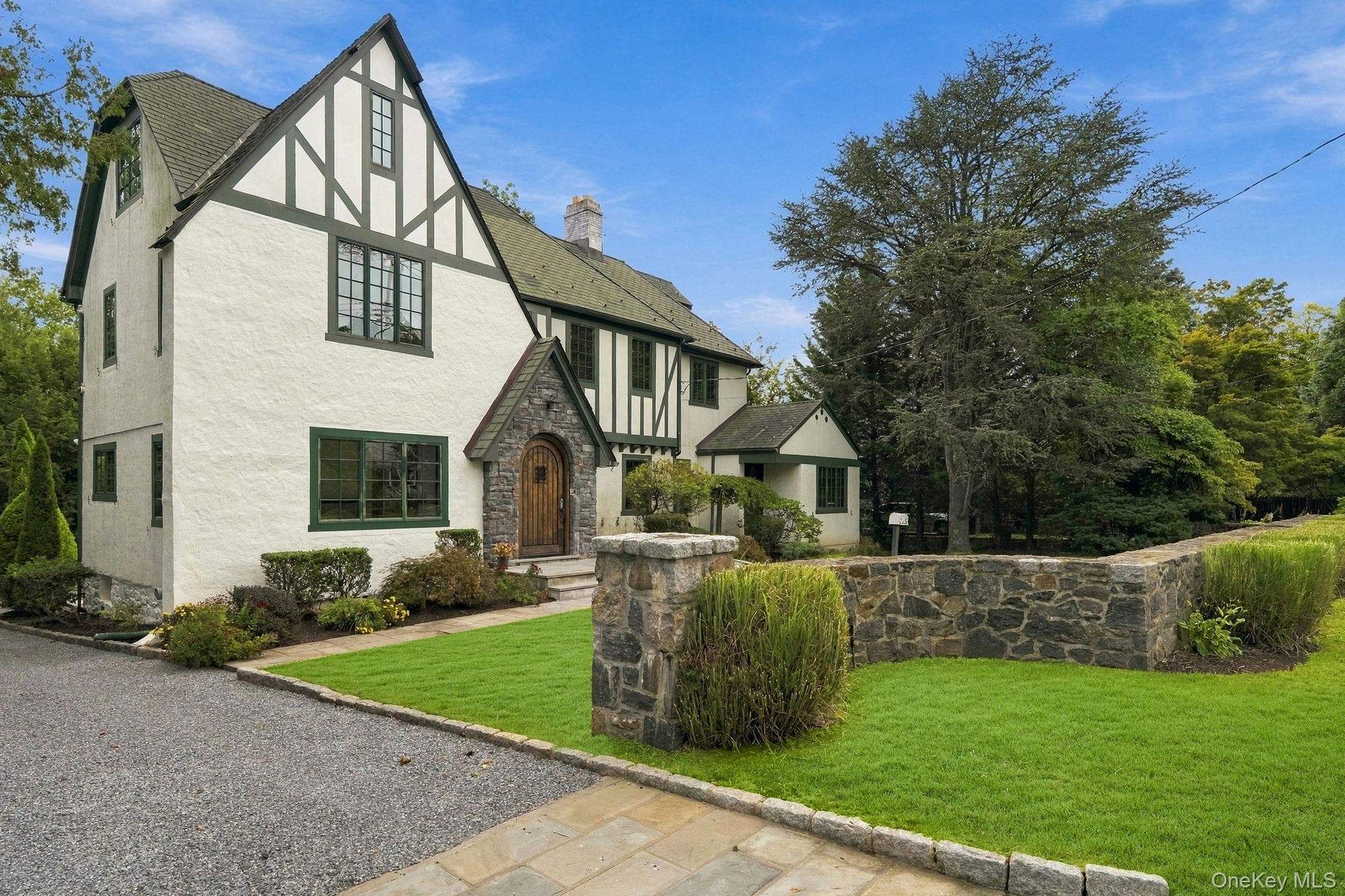 265 Old Mamaroneck Road thumbnail 3