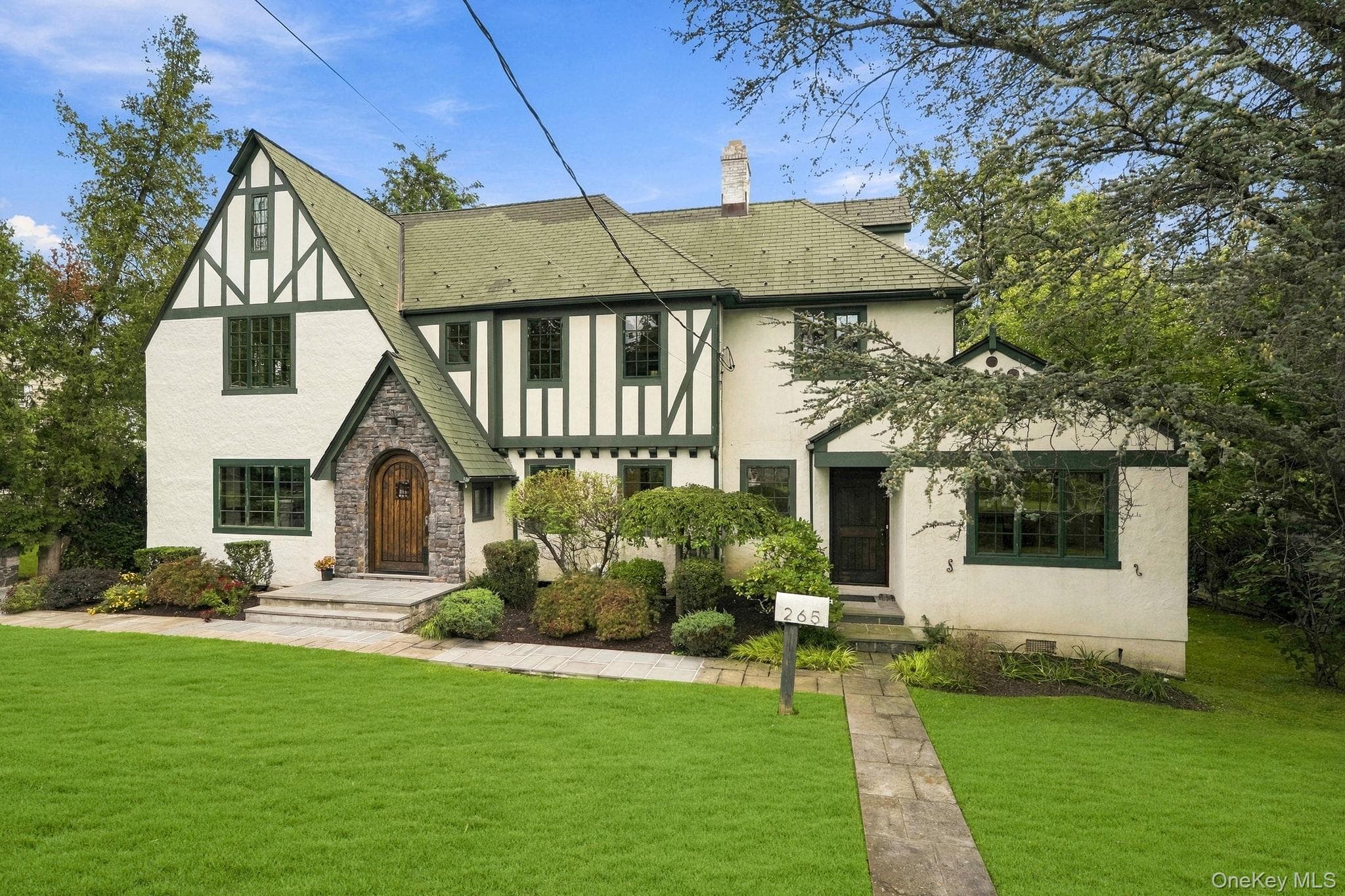 265 Old Mamaroneck Road thumbnail 2