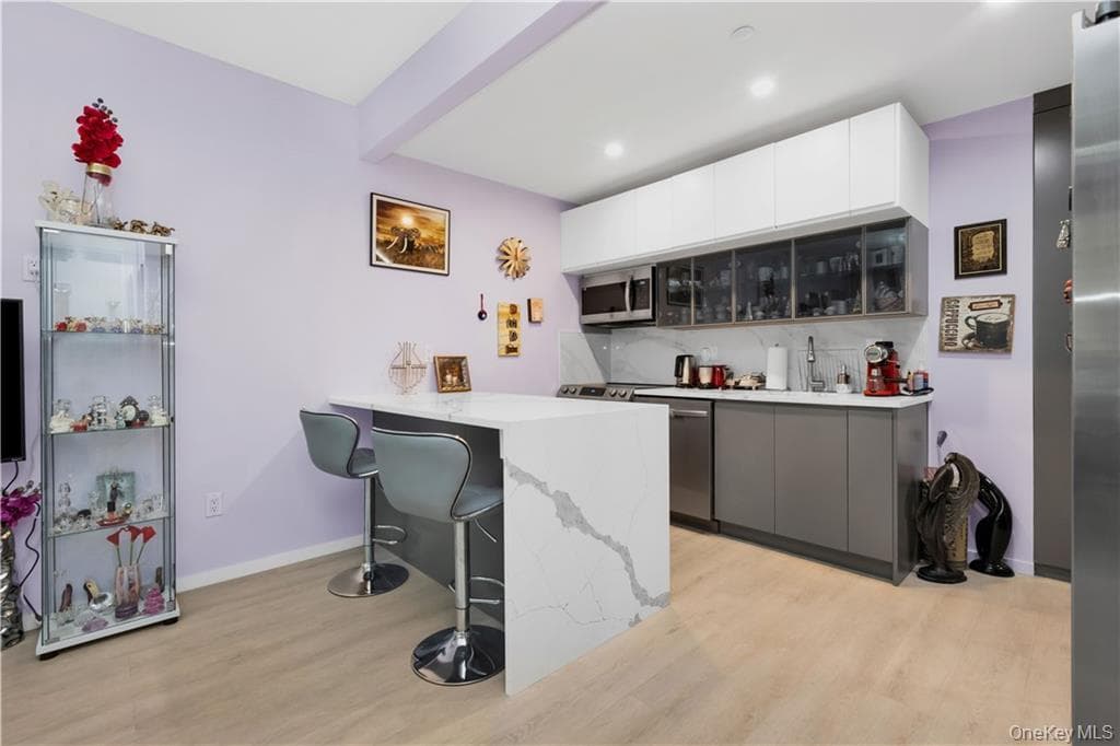 15 W End Avenue Unit: 3F thumbnail 2