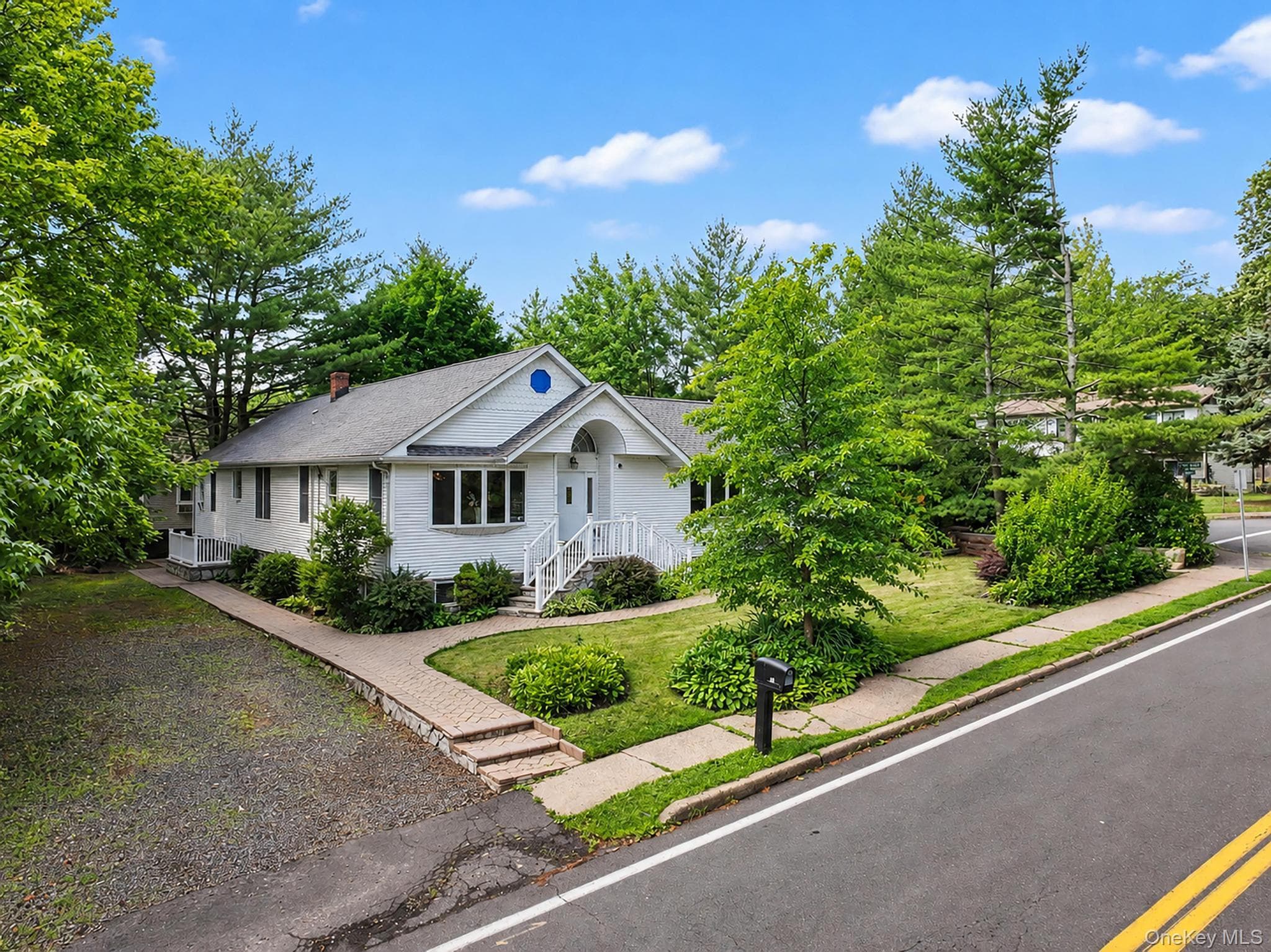42 Highview Avenue thumbnail 5