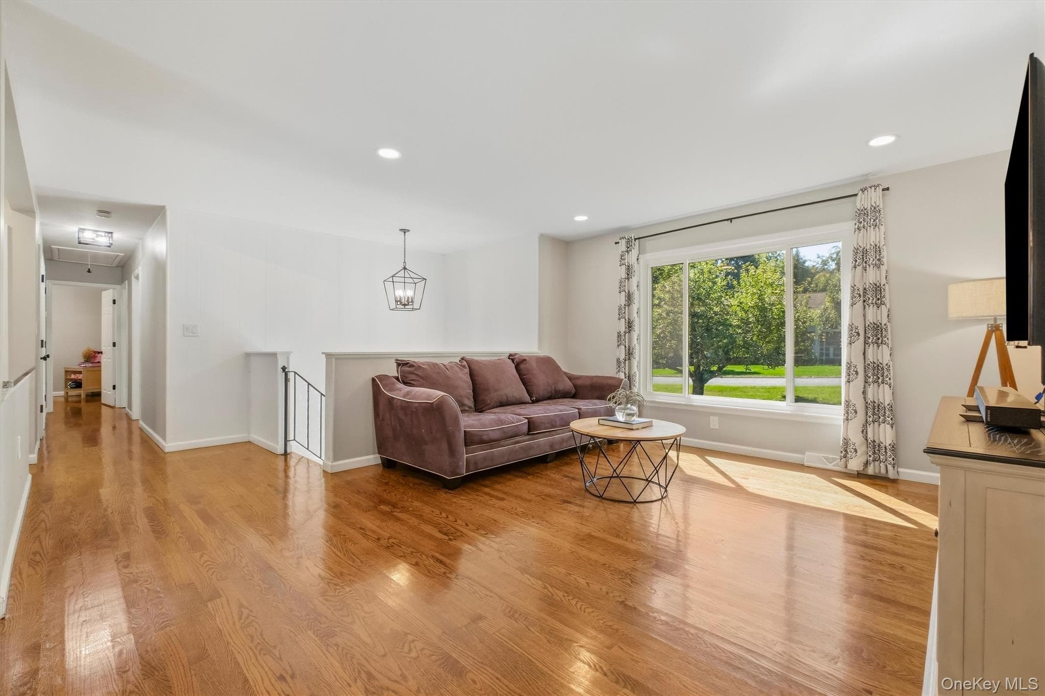 13 Slate Hill Drive thumbnail 8