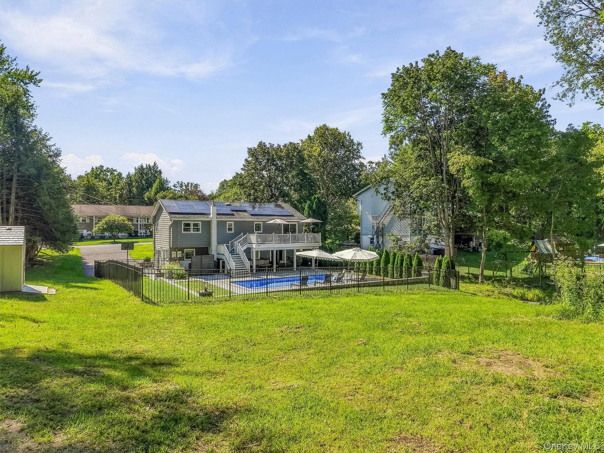 13 Slate Hill Drive thumbnail 42