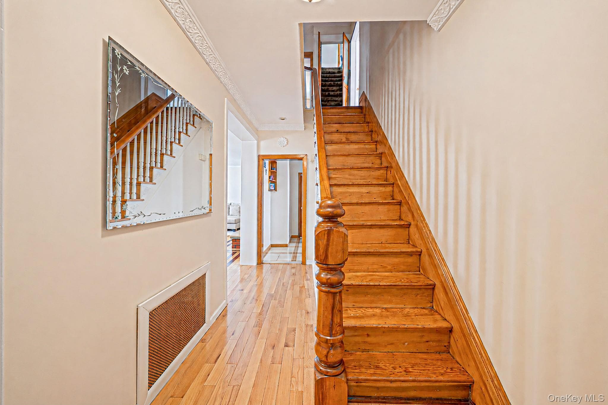 646 Clintonville Street thumbnail 11