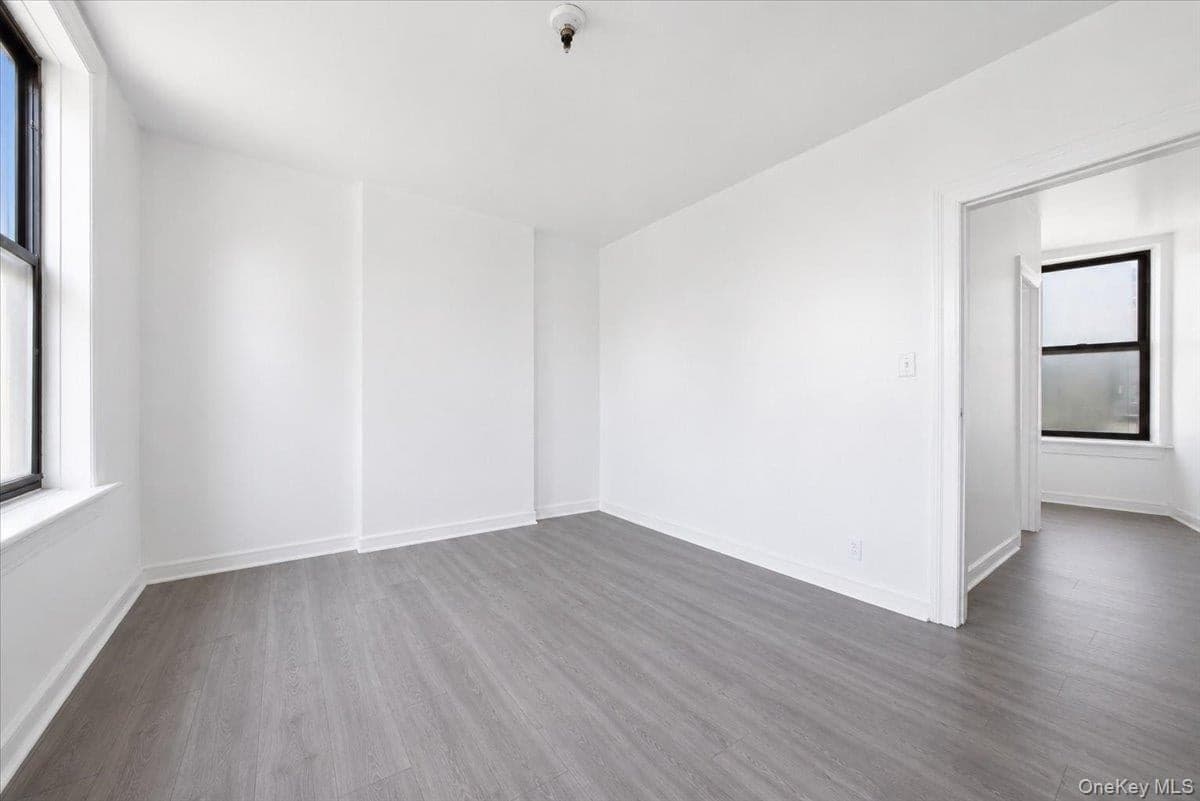 425 E 153 Street Unit: 3A thumbnail 5