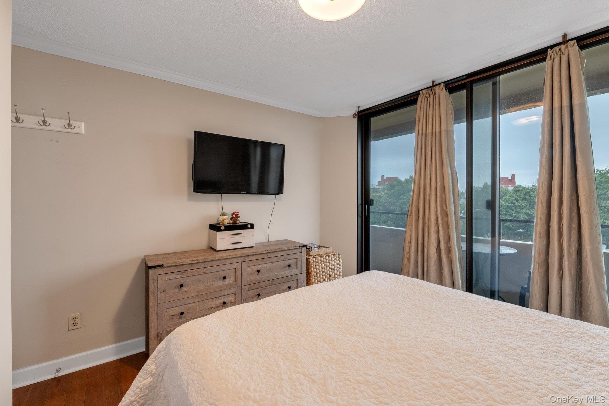 10-24 166 St. Street Unit: 7C thumbnail 7